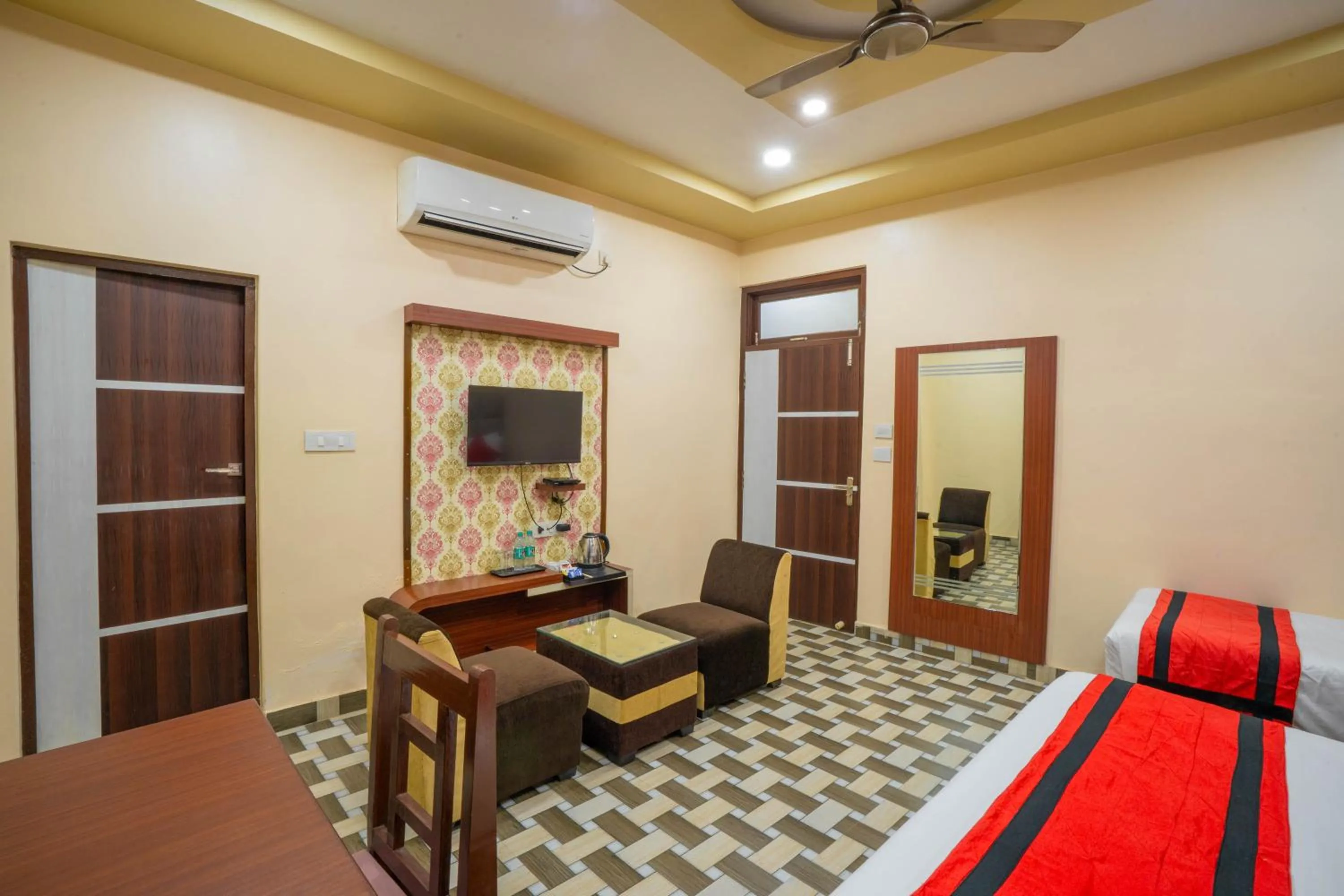 TV and multimedia, Bed in Hotel Kiaara