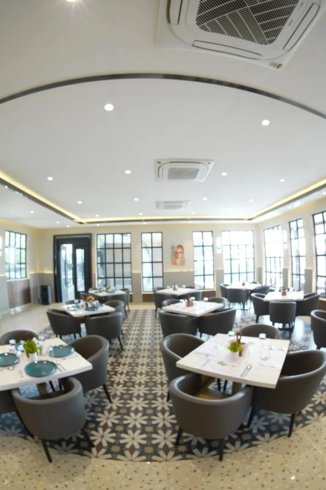 Restaurant/places to eat in The Byke Shanti Villa - Mahableshwar