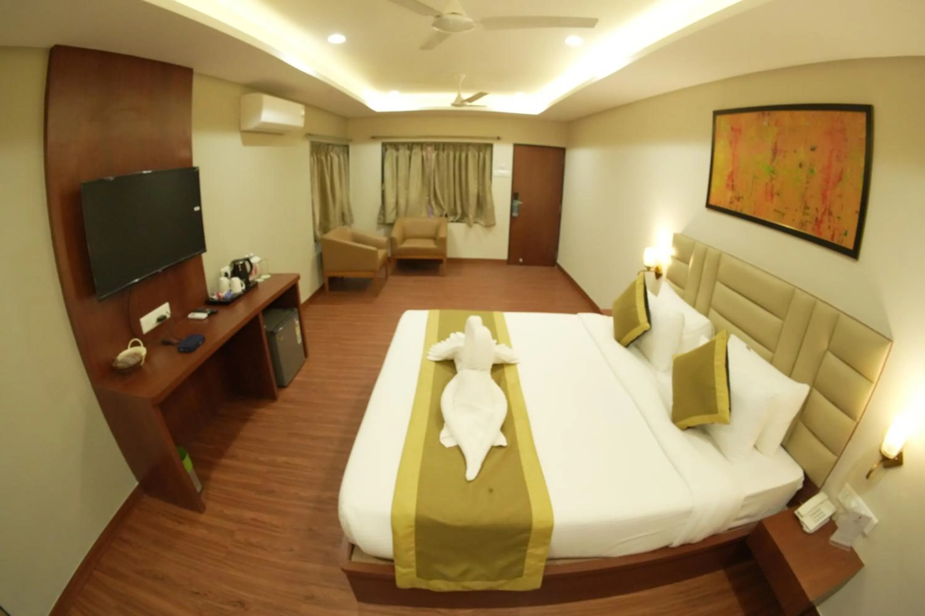 Bedroom, Bed in The Byke Shanti Villa - Mahableshwar