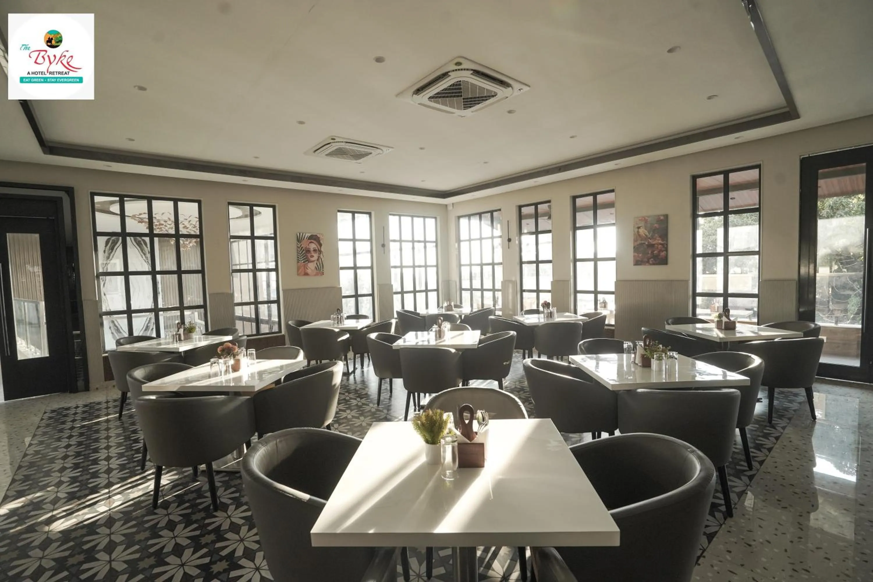 Restaurant/places to eat in The Byke Shanti Villa - Mahableshwar