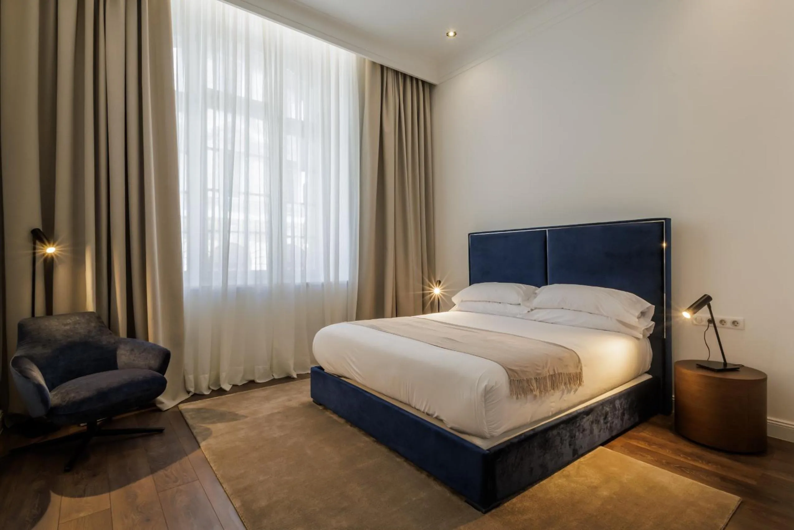 Bed in Kozmo Residences Budapest