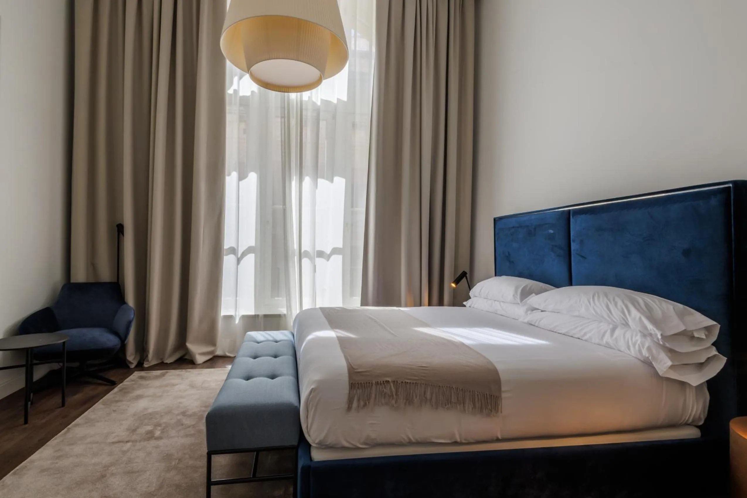 Photo of the whole room, Bed in Kozmo Residences Budapest
