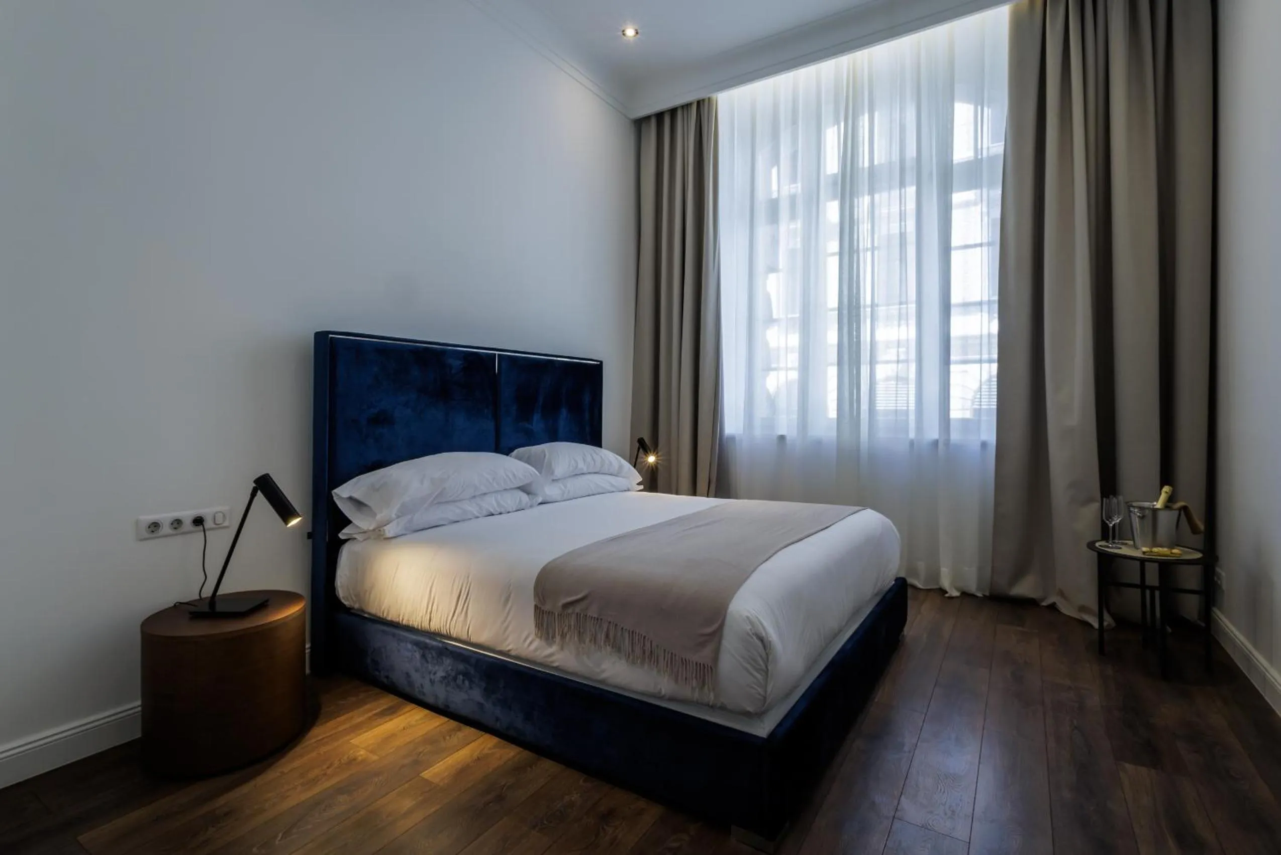 Bed in Kozmo Residences Budapest