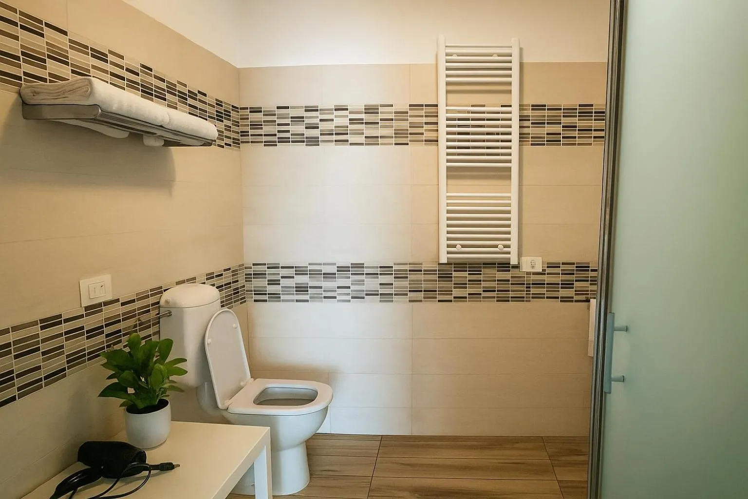 Shower in B&B Airport Venice Diego 2