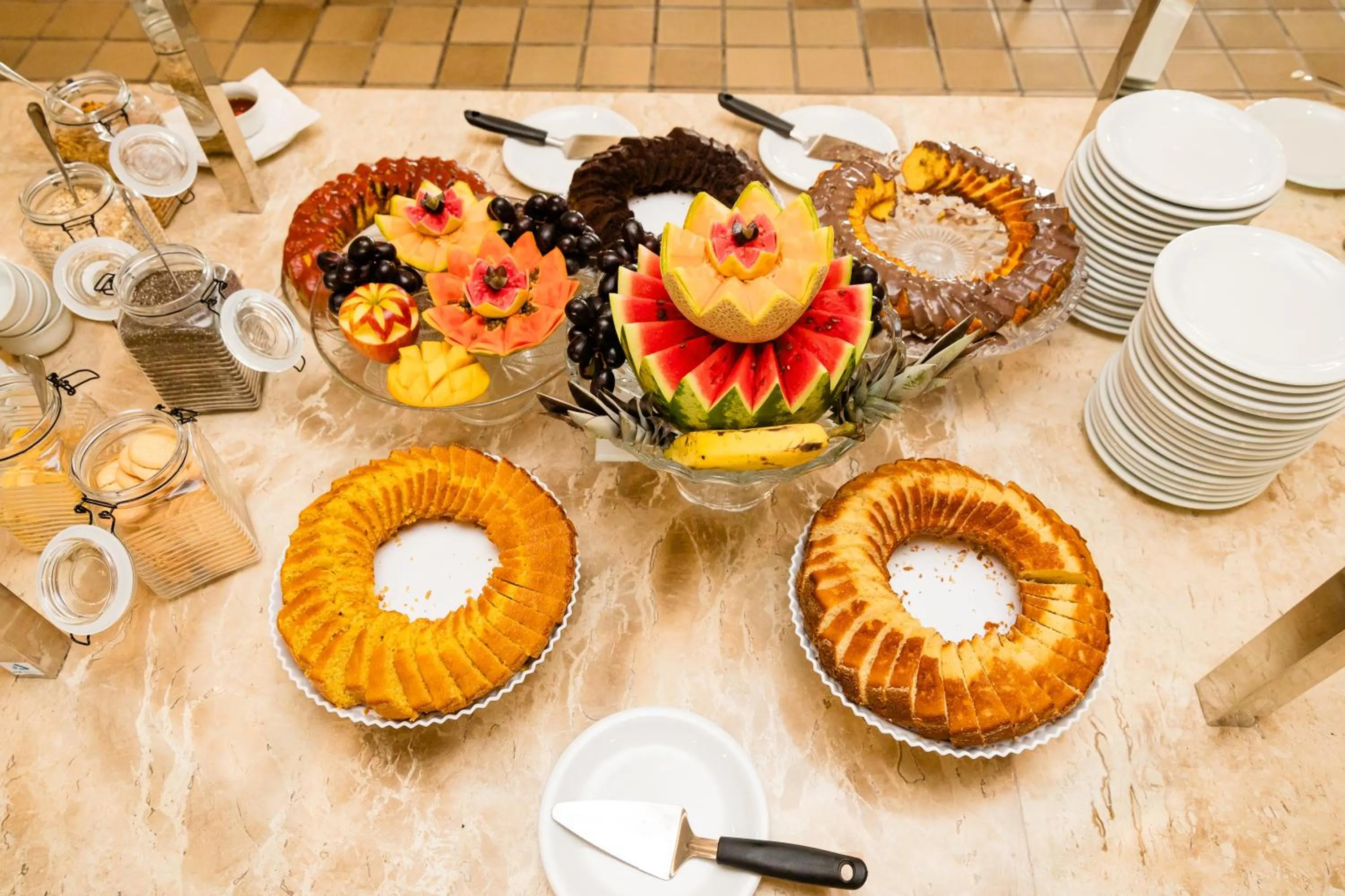 Food and drinks in Mirai Beach Hotel