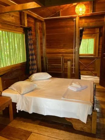 Bed in Mucumbli