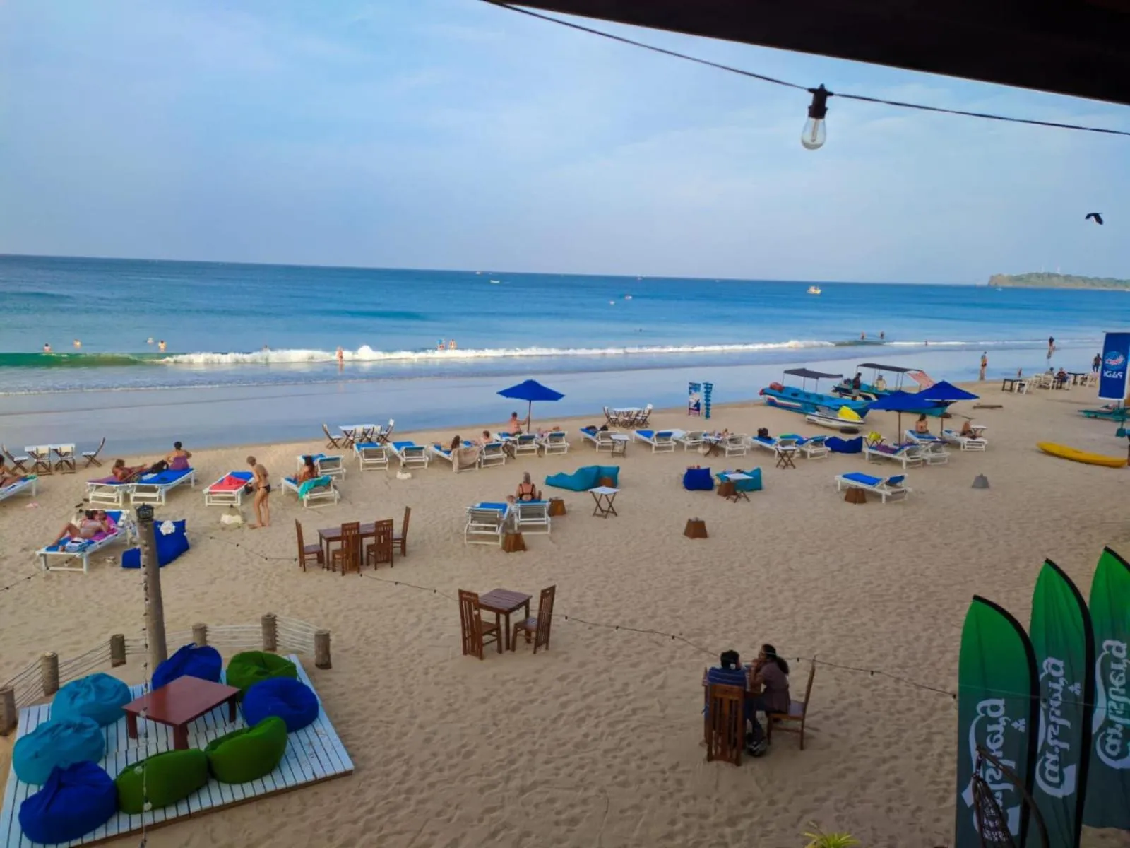 Restaurant/places to eat in Blue Sand Beach Resort