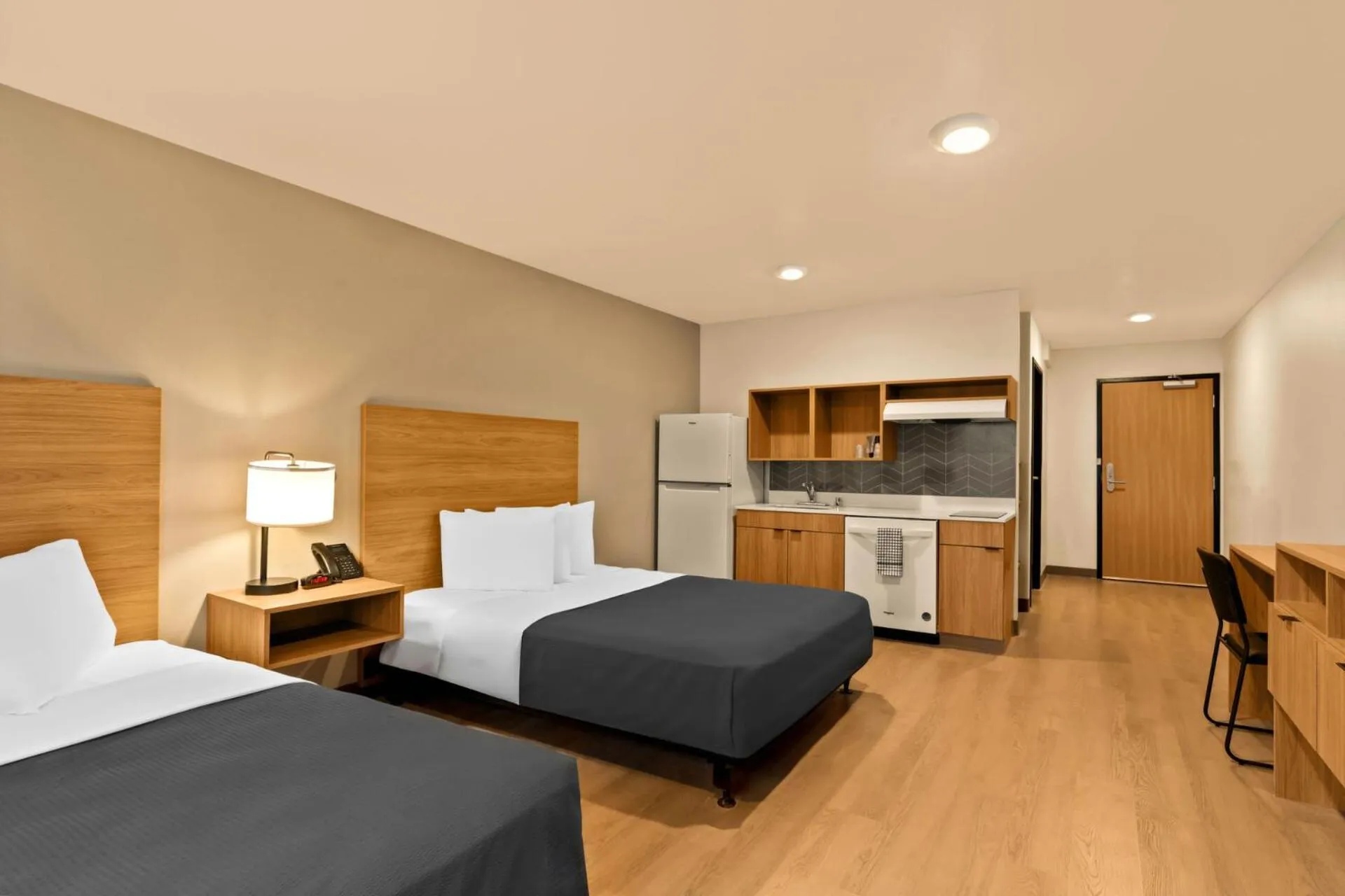 Bedroom, Bed in LivAway Suites Tri-Cities-Richland