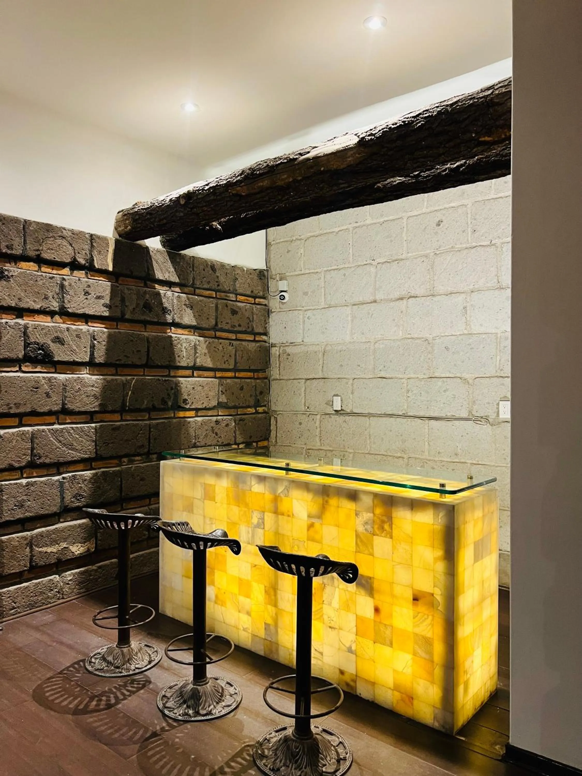 Lounge or bar in QA Hotel