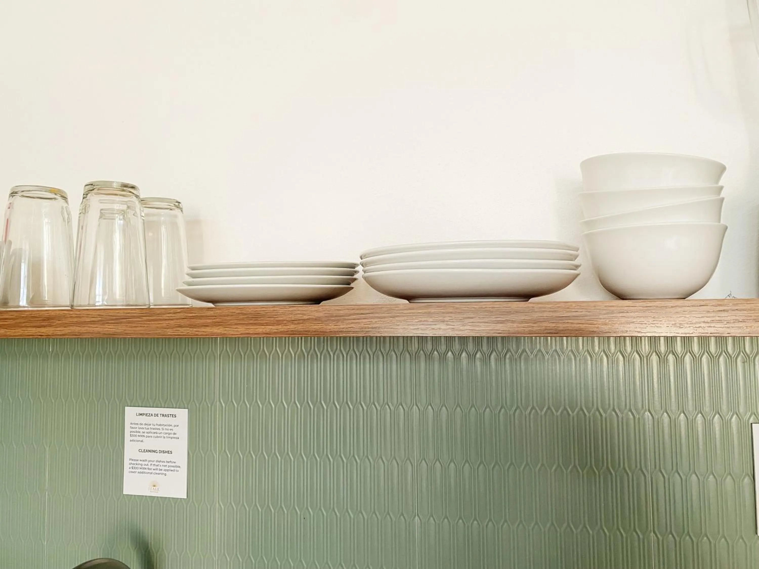 Kitchen or kitchenette in Itare Beach House