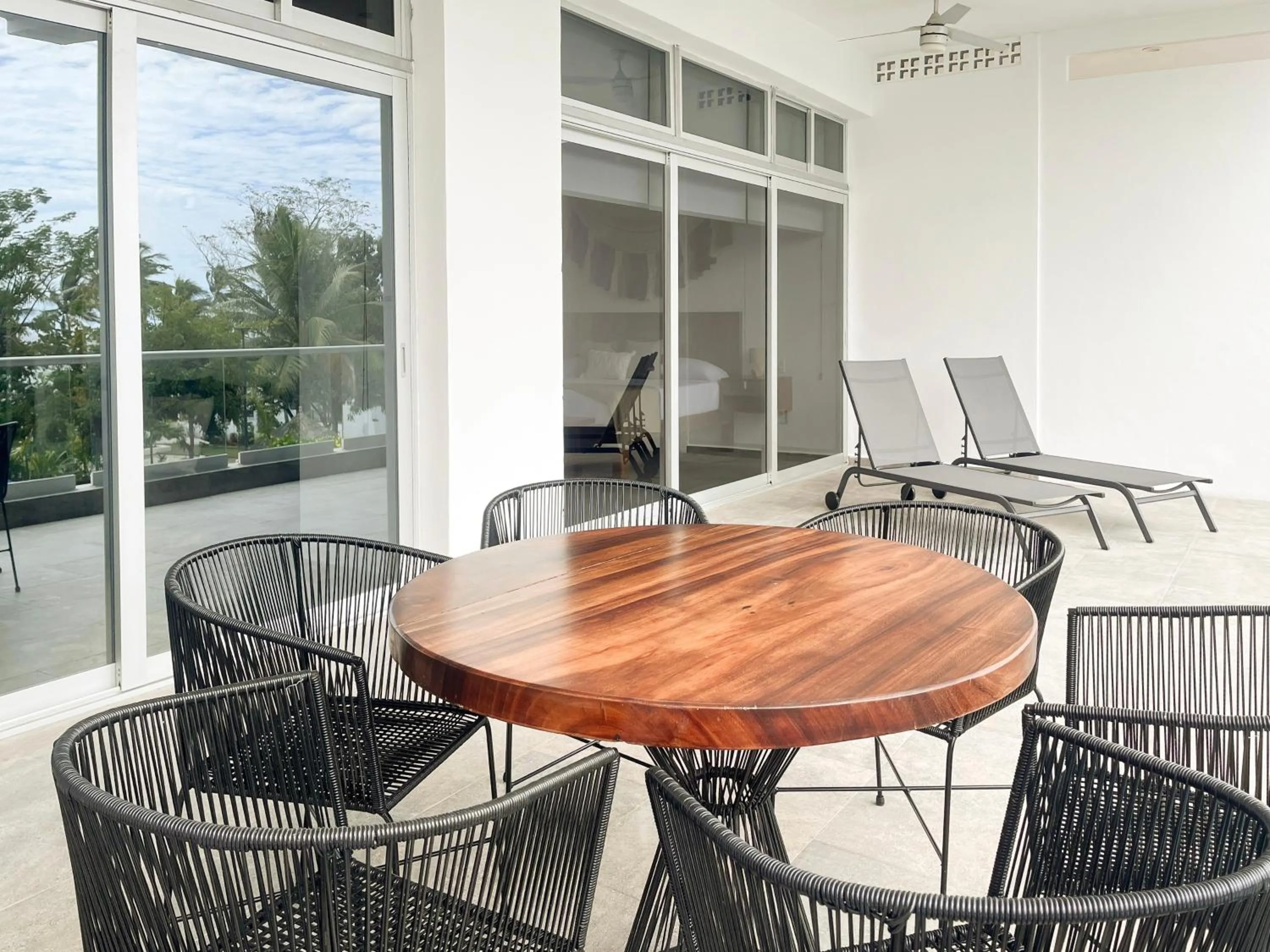Balcony/Terrace in Itare Beach House