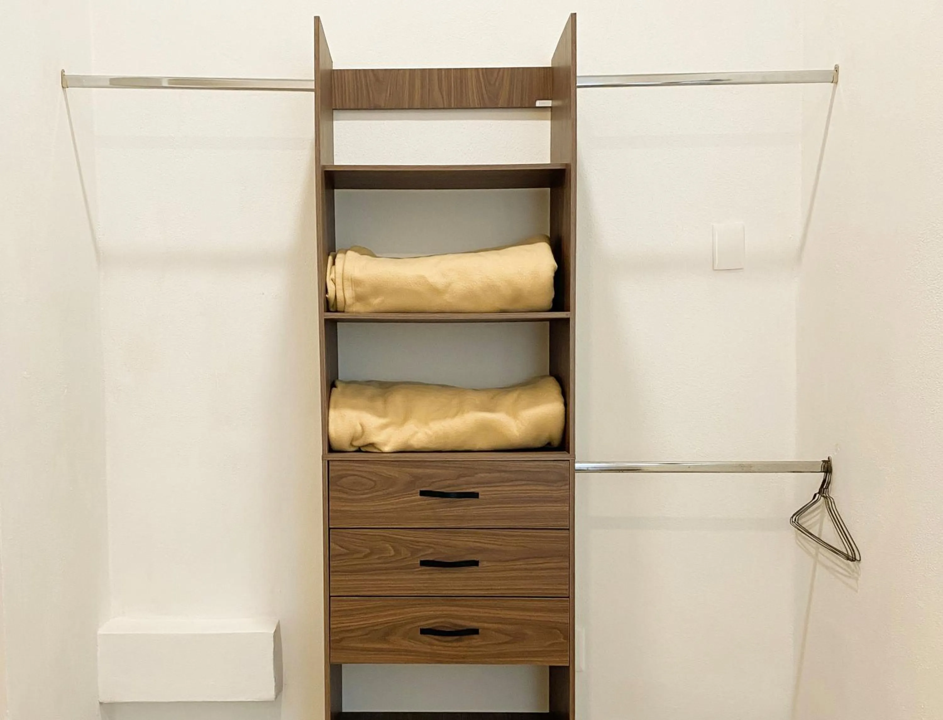 wardrobe in Itare Beach House