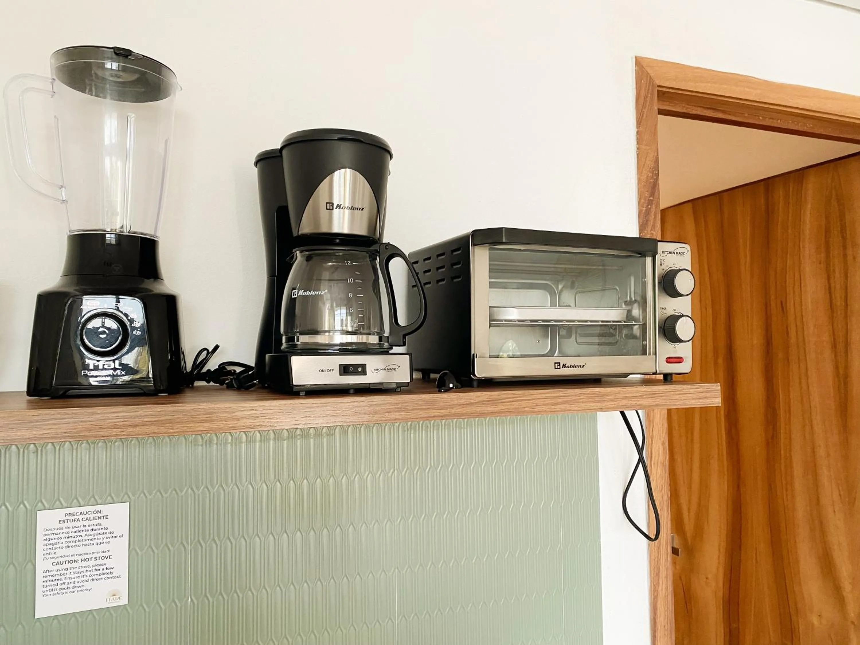 Kitchen or kitchenette in Itare Beach House