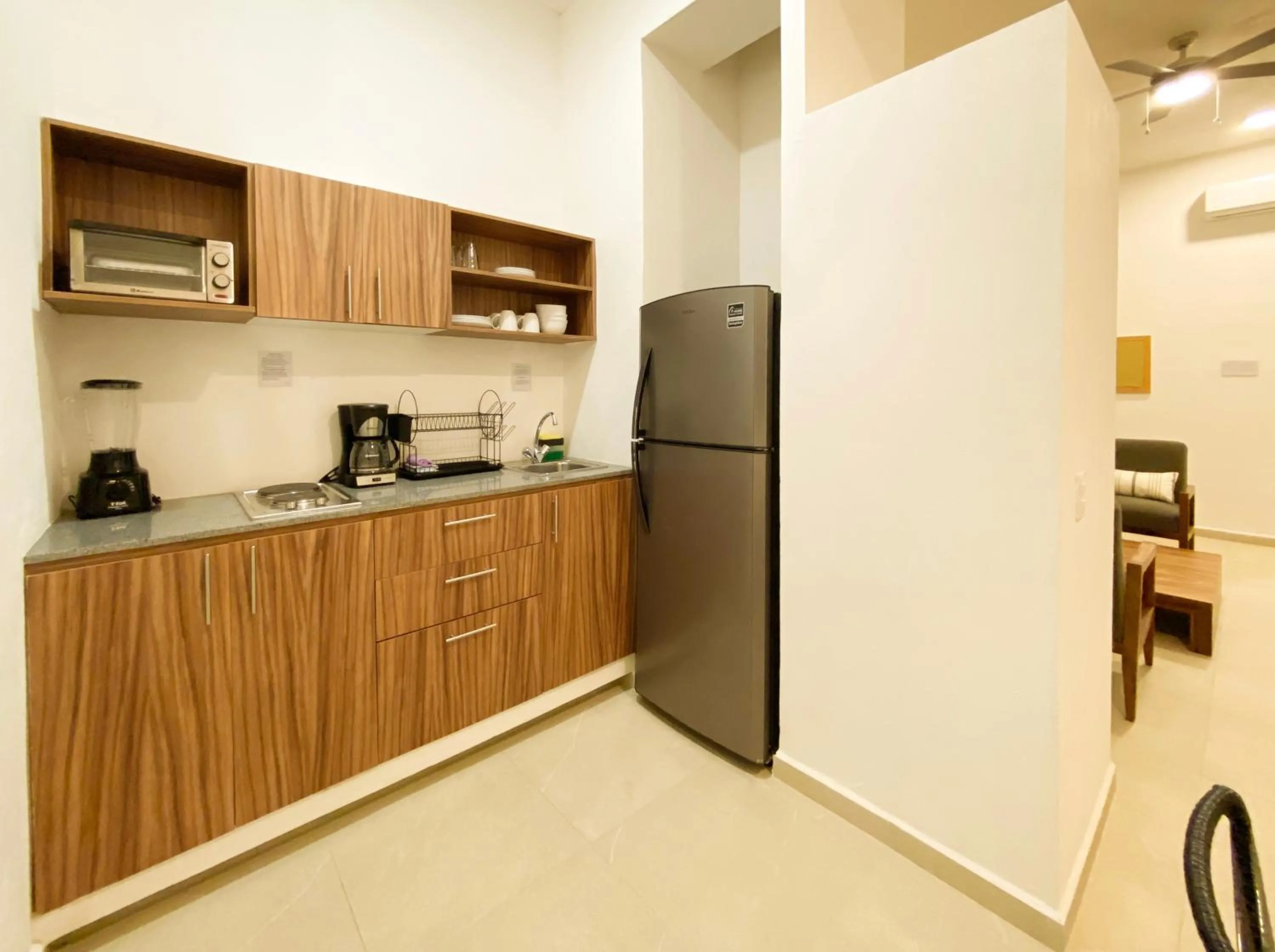 Kitchen or kitchenette in Itare Beach House