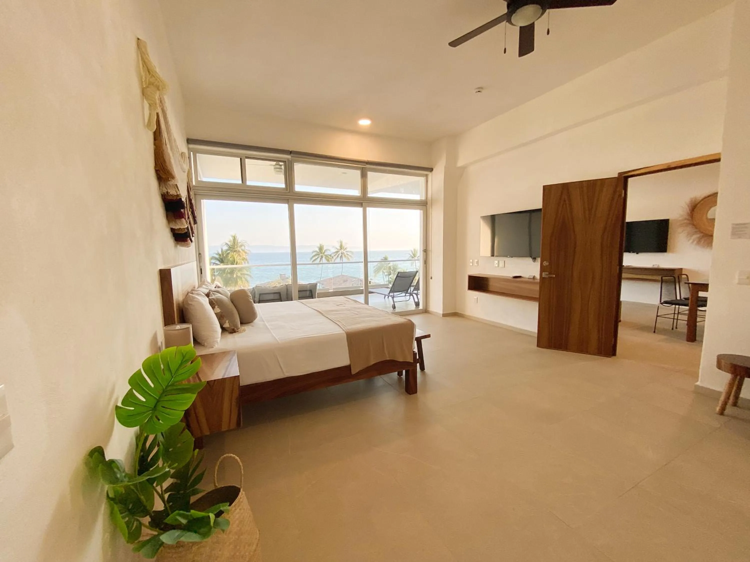 Bed in Itare Beach House