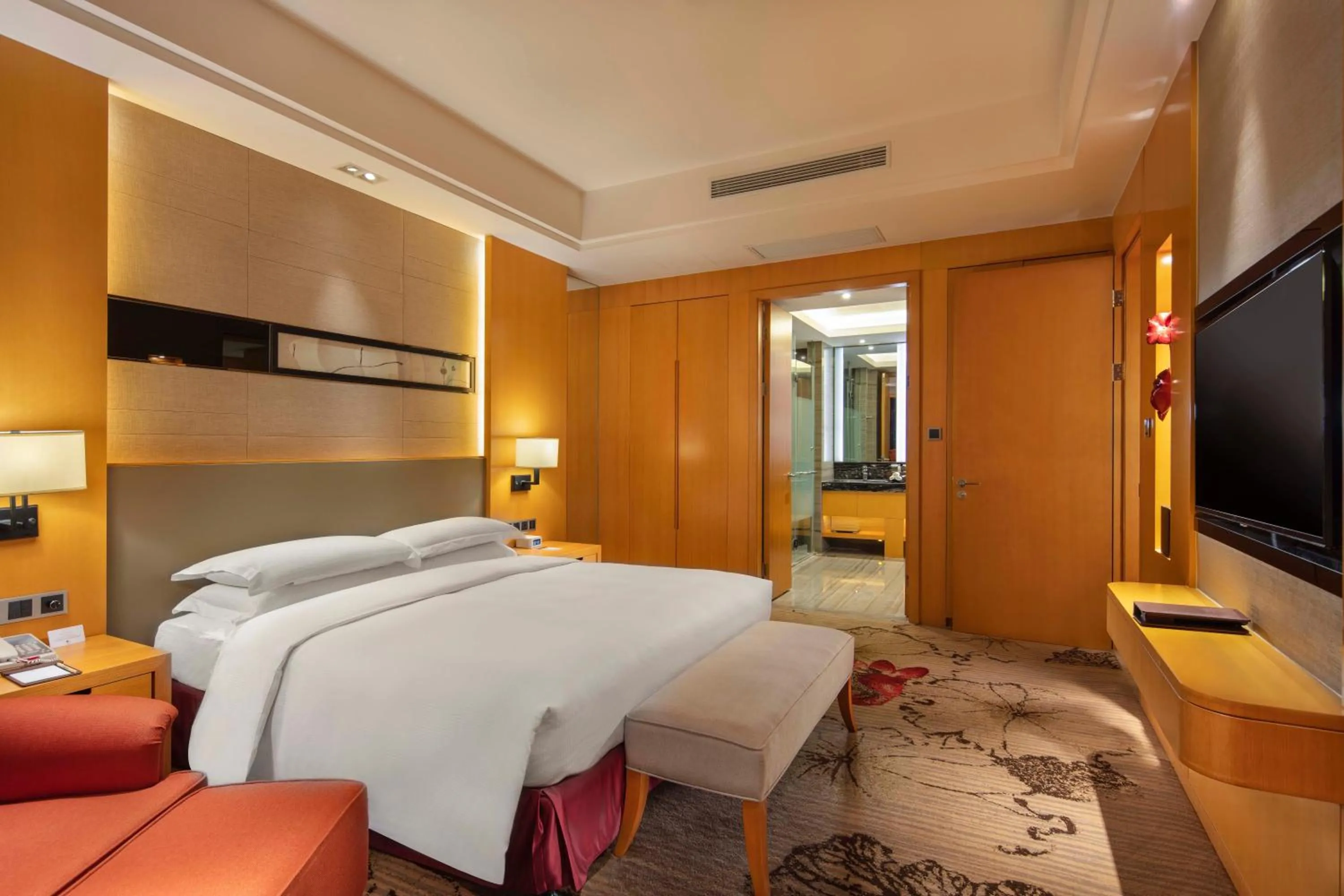 Bedroom, Bed in Wyndham Shanghai Nanxiang