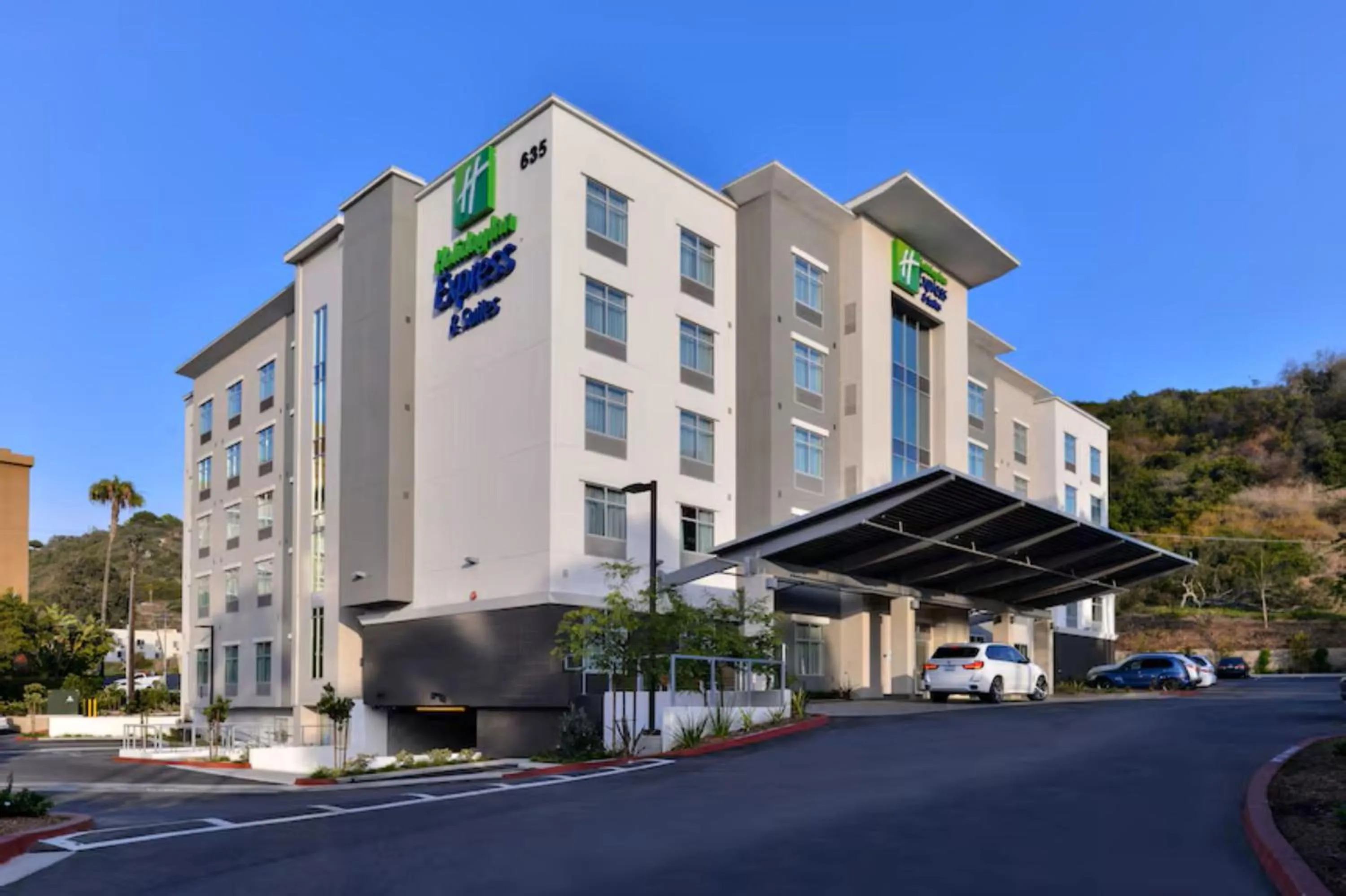 Property building in Holiday Inn Express & Suites San Diego - Mission Valley by IHG