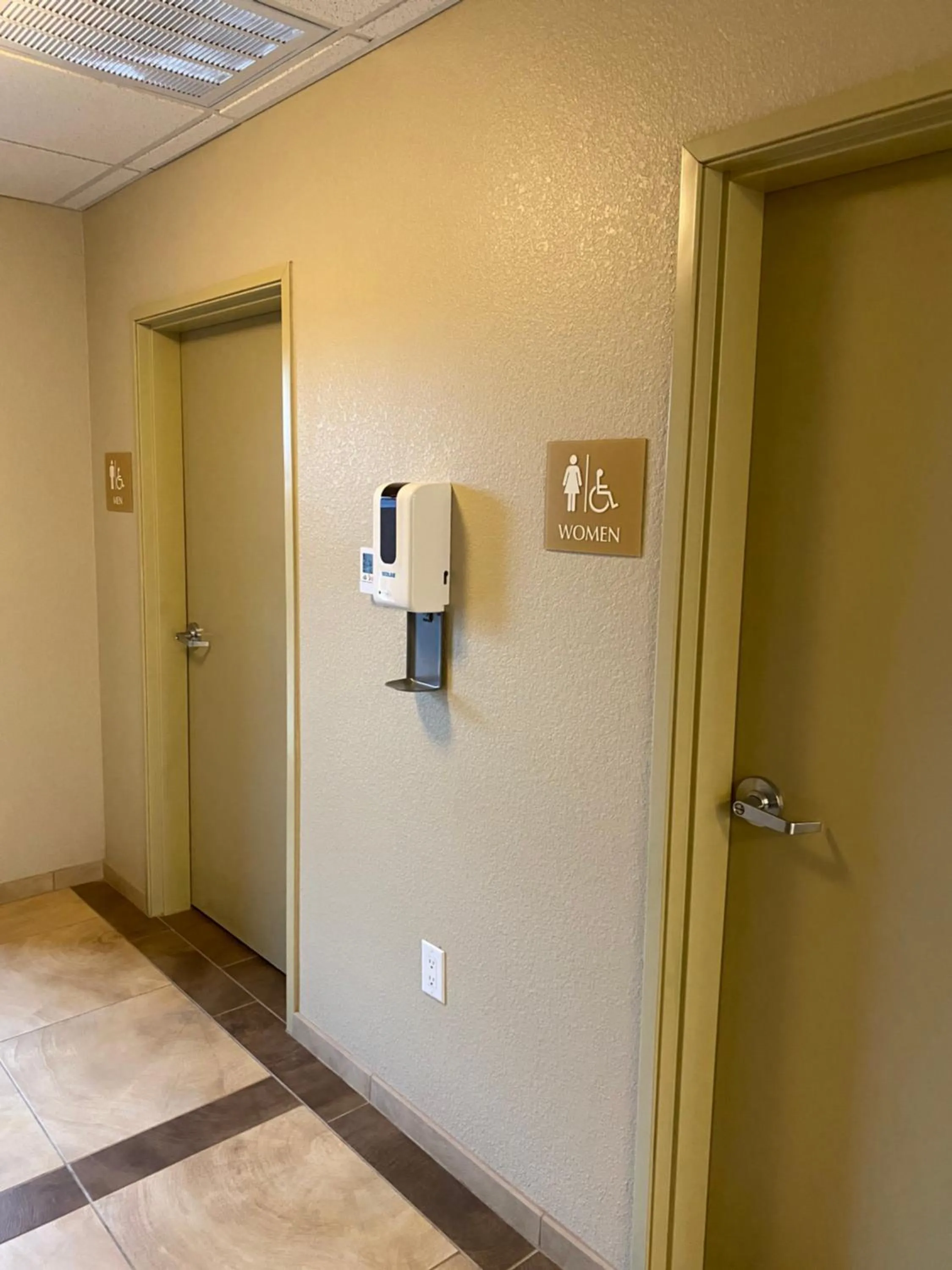 Property building in Candlewood Suites Cotulla by IHG