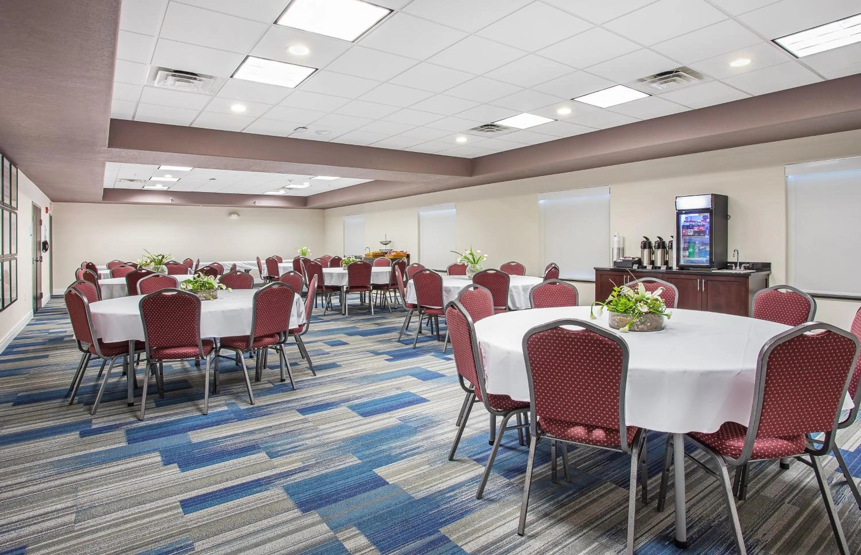 Meeting/conference room in Holiday Inn Express Hotel & Suites Glasgow by IHG