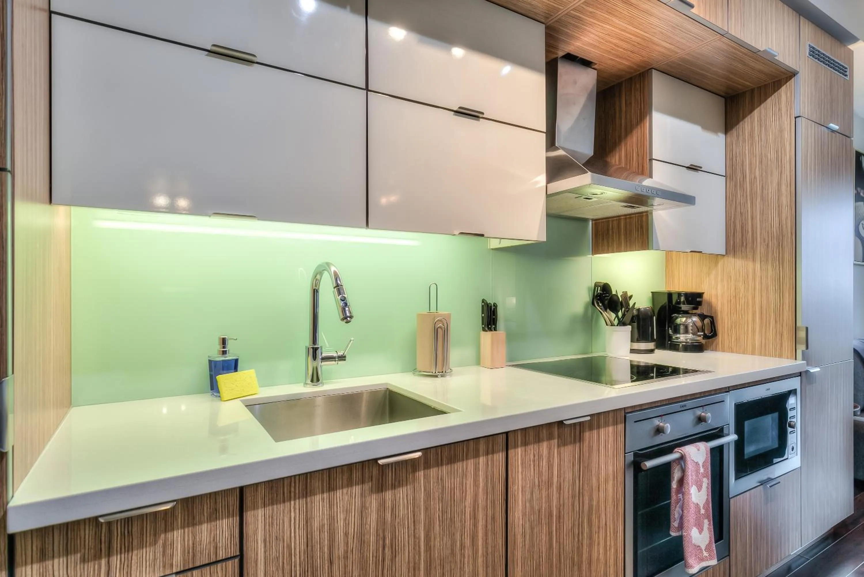 Kitchen or kitchenette in Rivetstays - The Atmos I