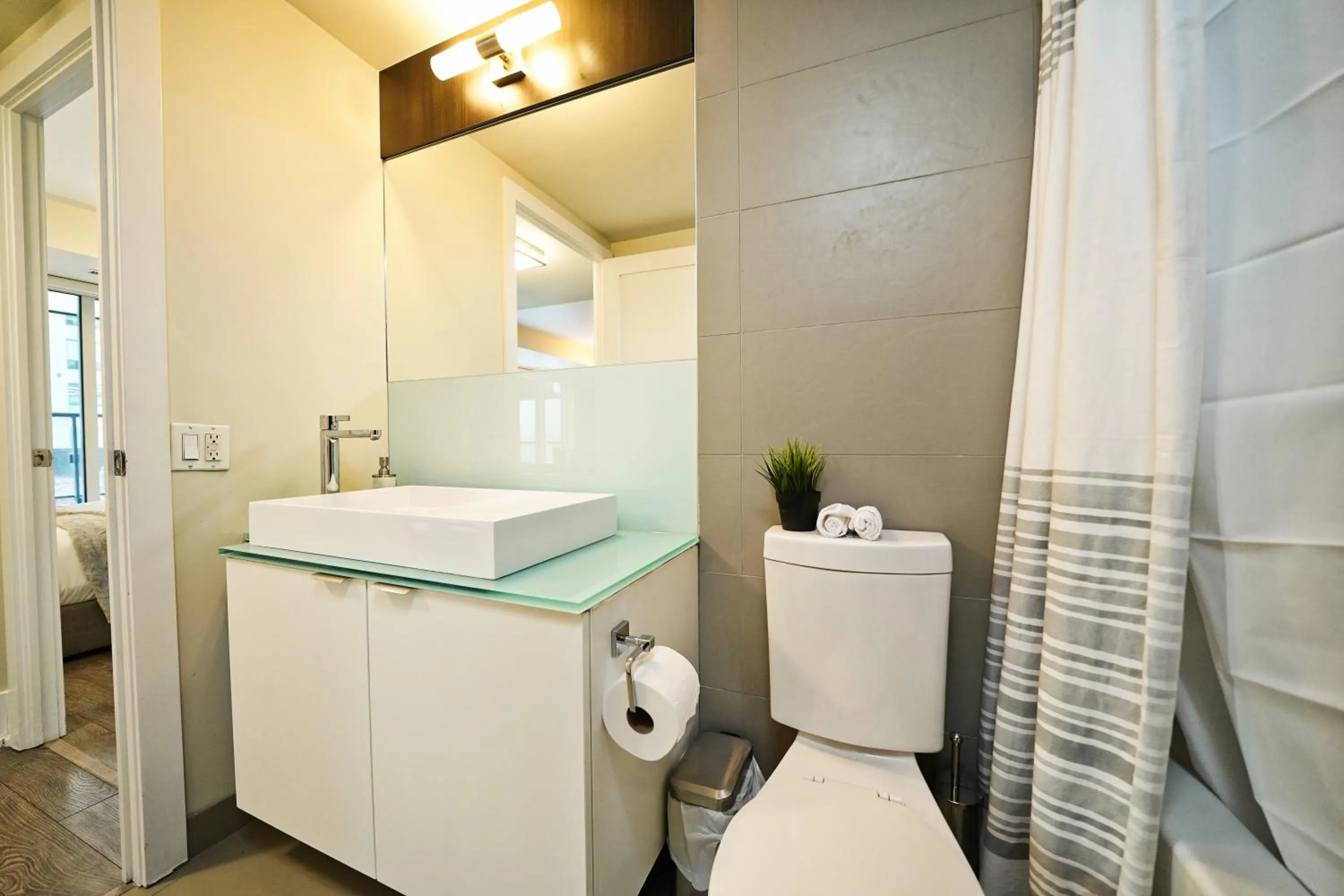 Bathroom in Rivetstays - The Atmos I