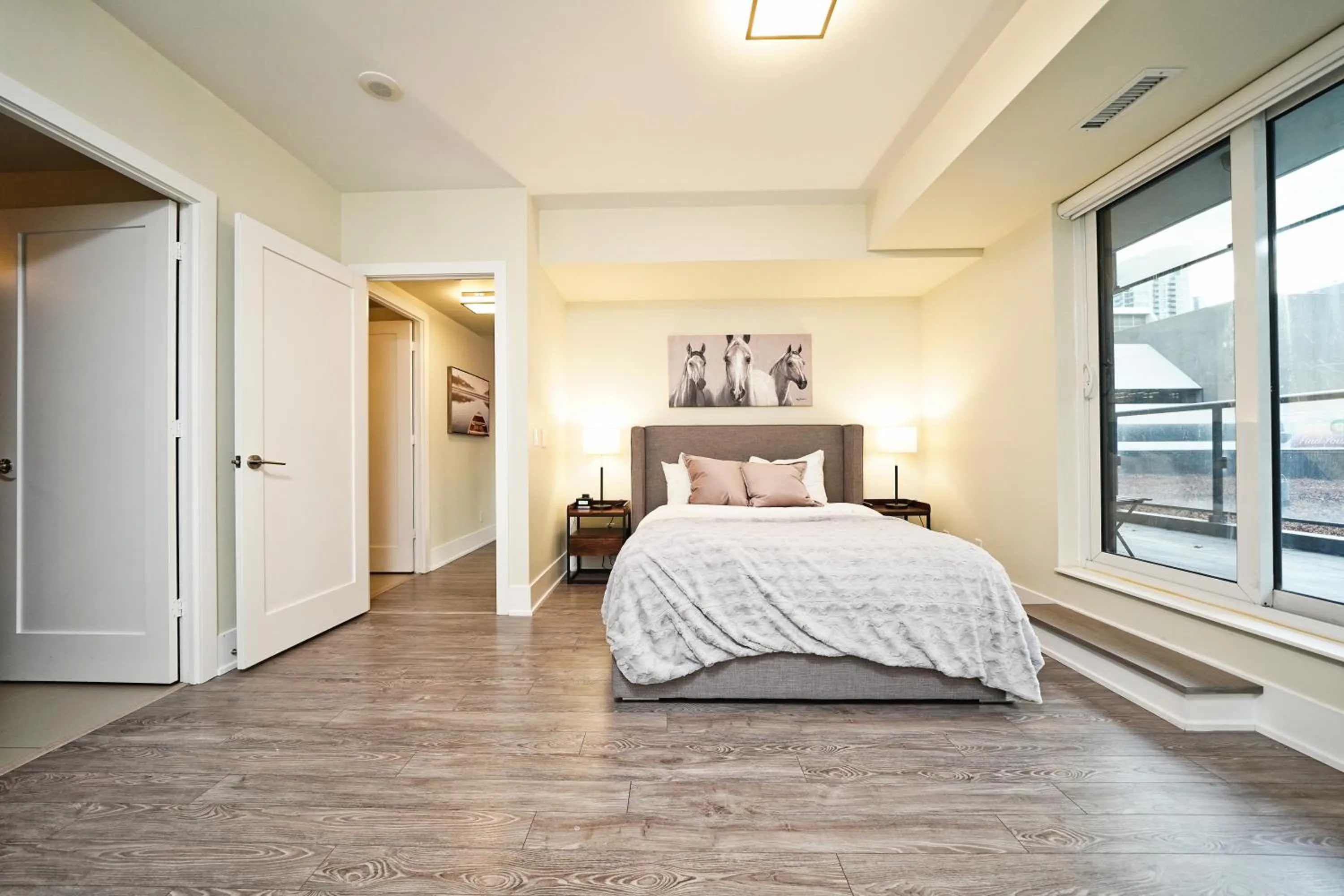 Bed in Rivetstays - The Atmos I