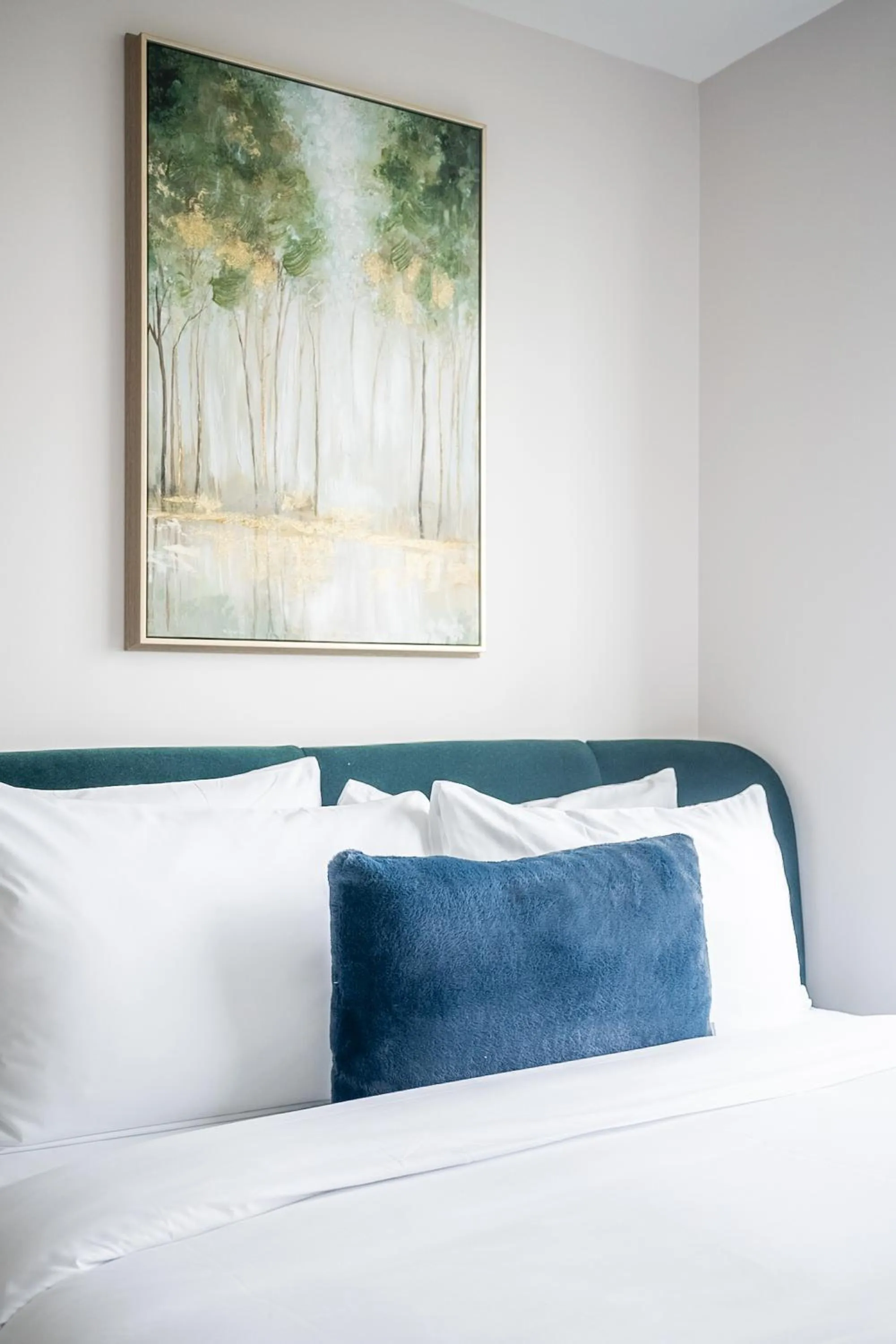 Bed in Rivetstays- The Neptune I