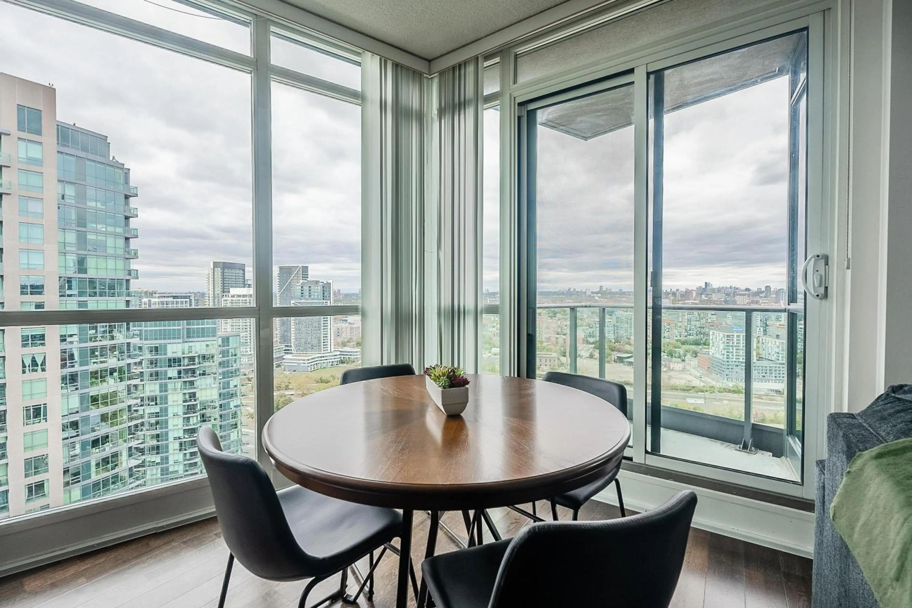 Rivetstays- The Neptune I