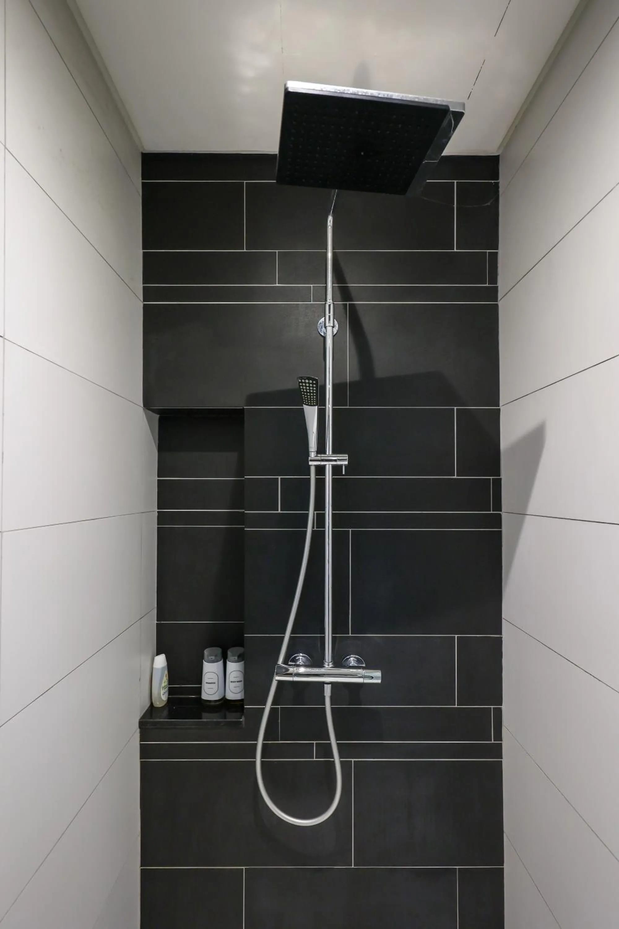 Anggun Residences Serviced Suites by GB