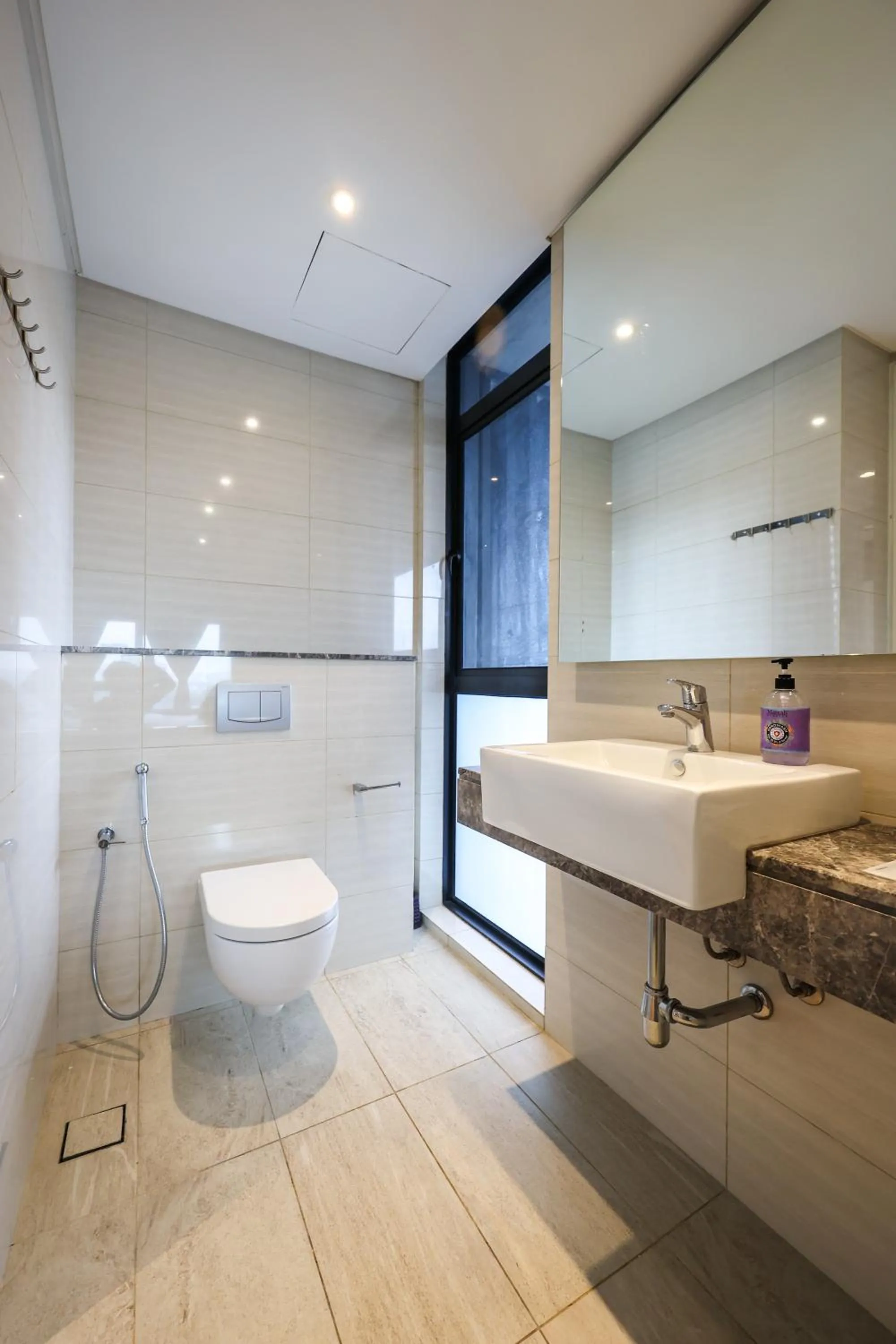 Anggun Residences Serviced Suites by GB