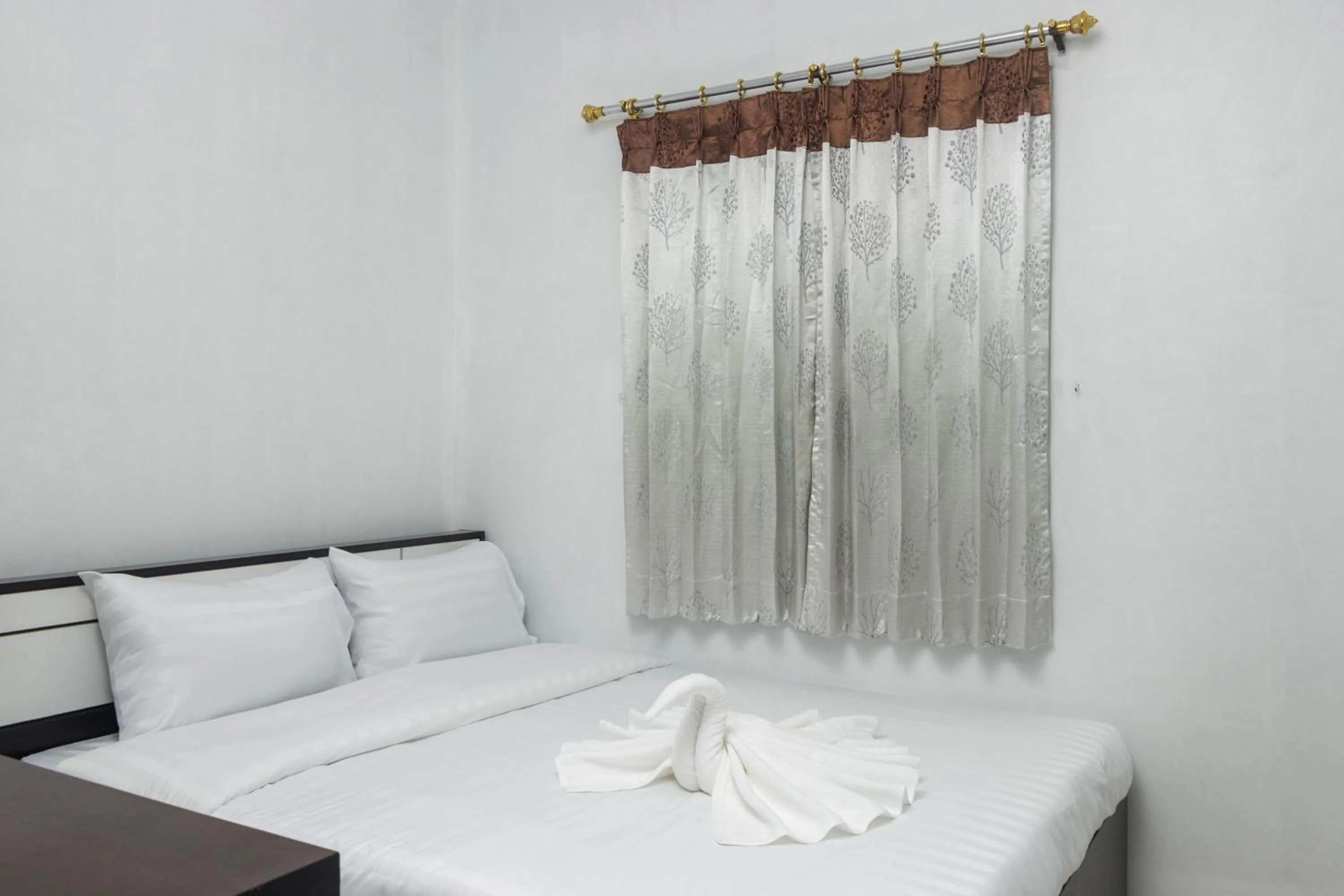 Bed in Taw Win Place