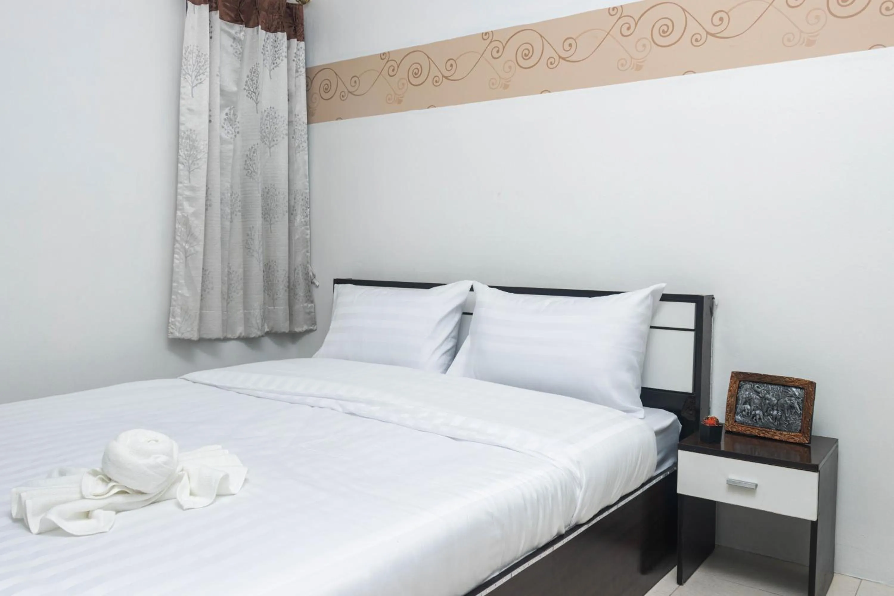 Bed in Taw Win Place