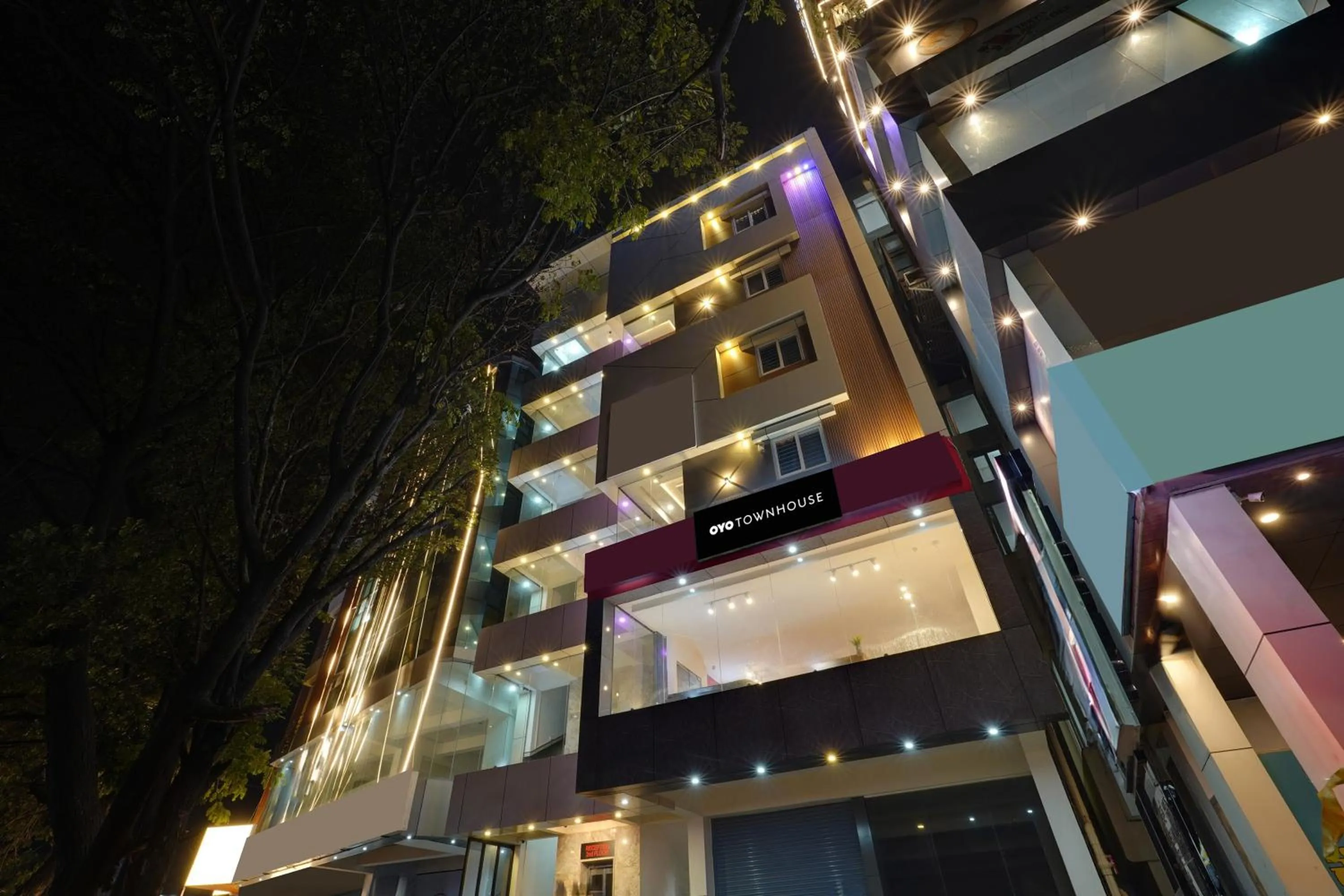 Facade/entrance in Townhouse RedMoon Suites