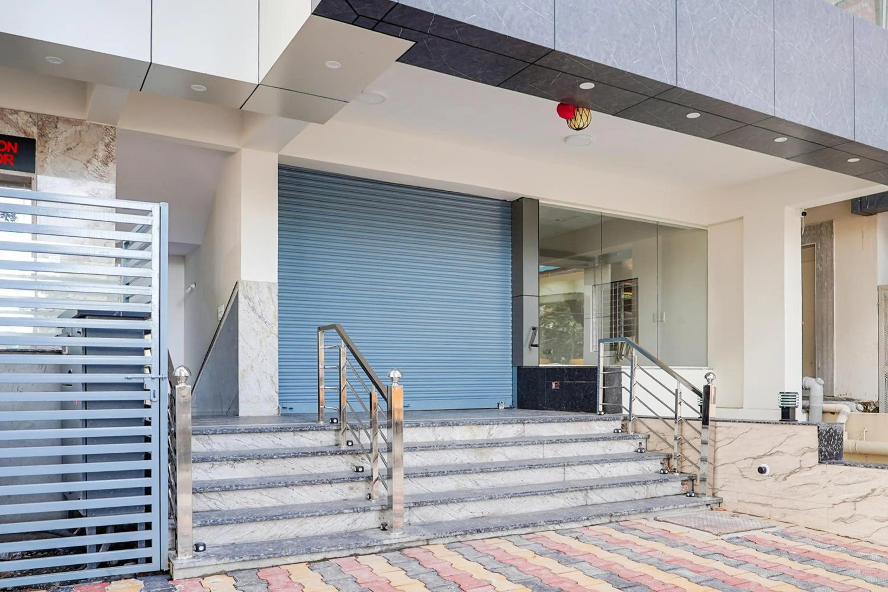 Facade/entrance in Townhouse RedMoon Suites