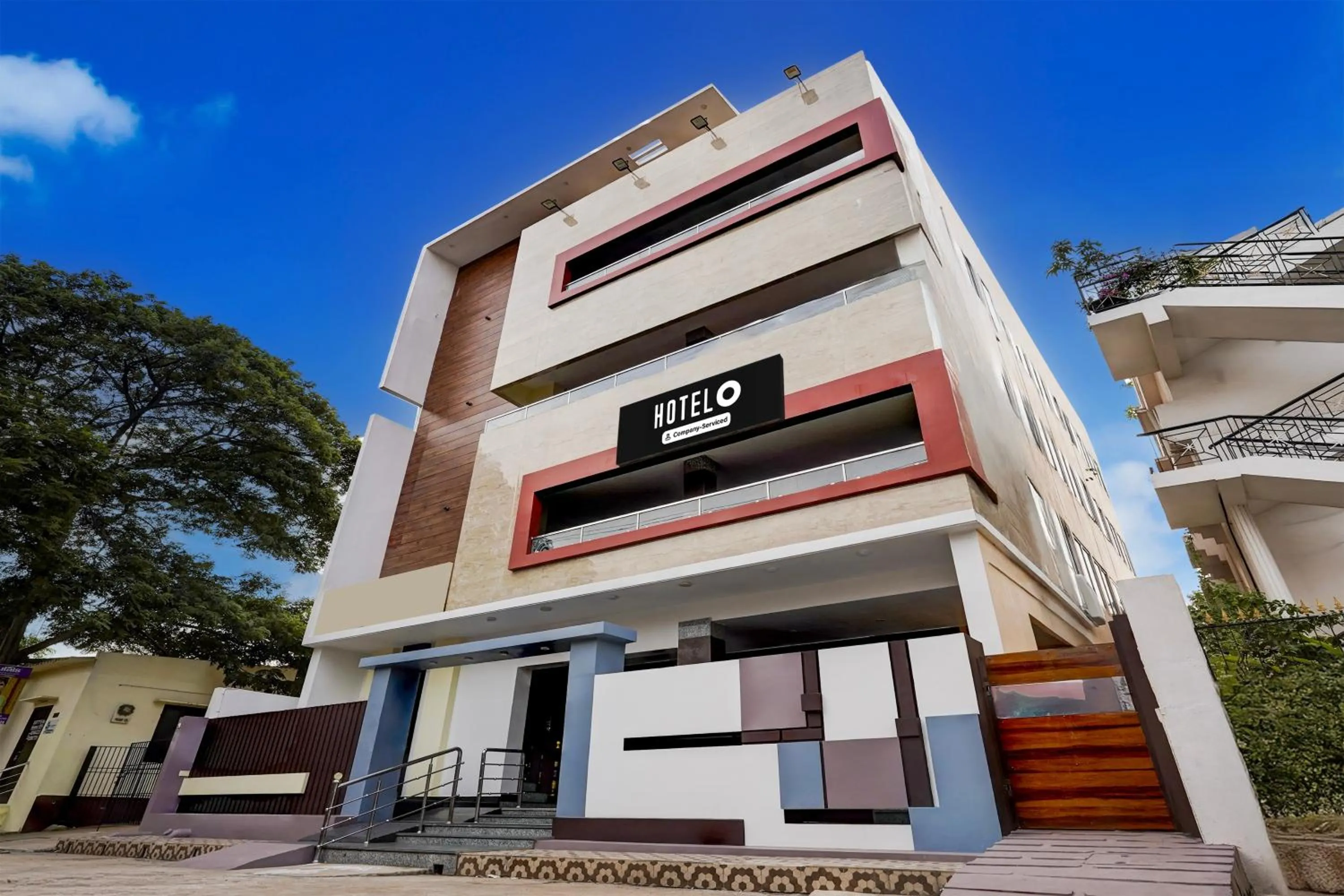Facade/entrance in Super Hotel O GT Road Nellore