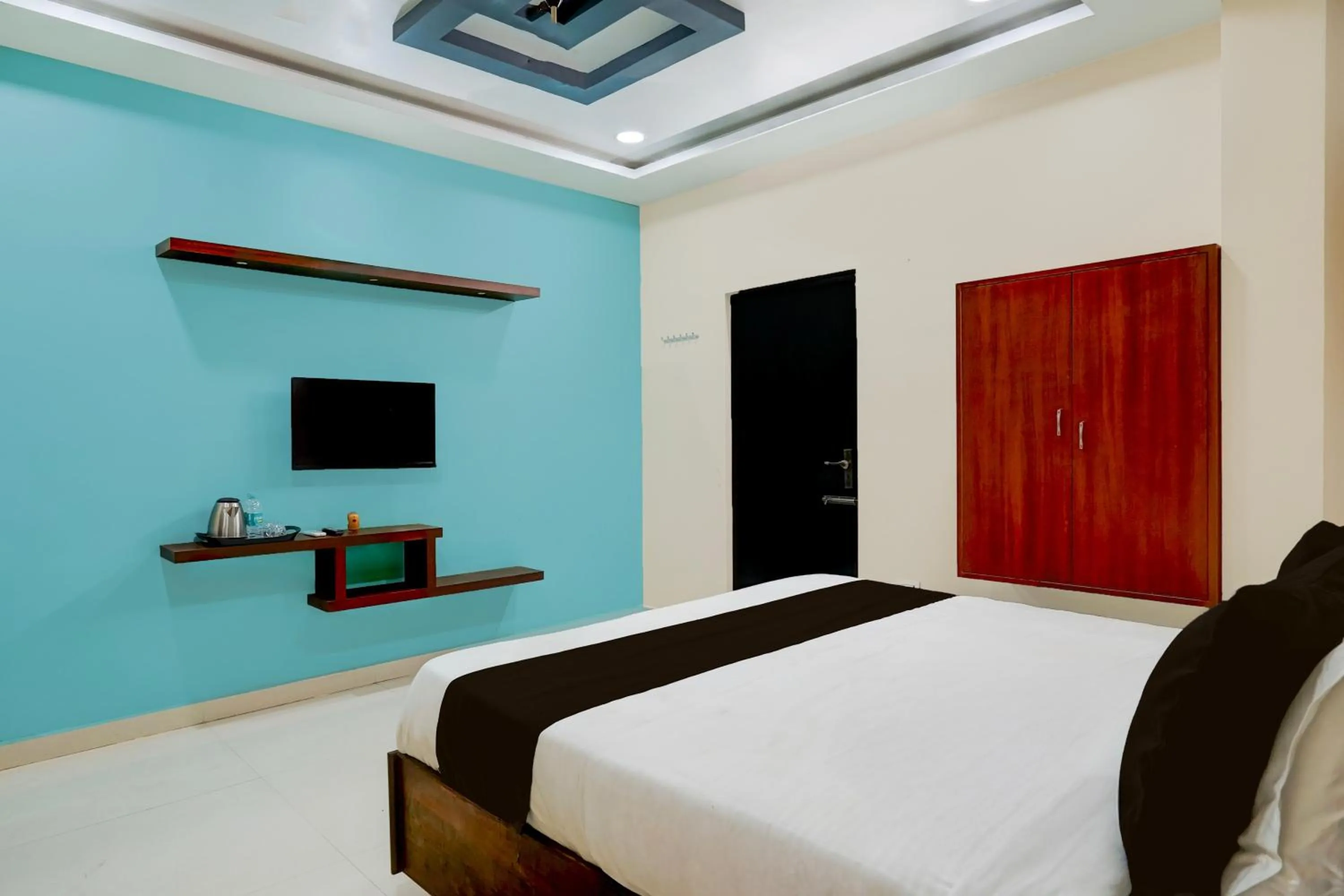 Bedroom, Bed in Super Hotel O GT Road Nellore