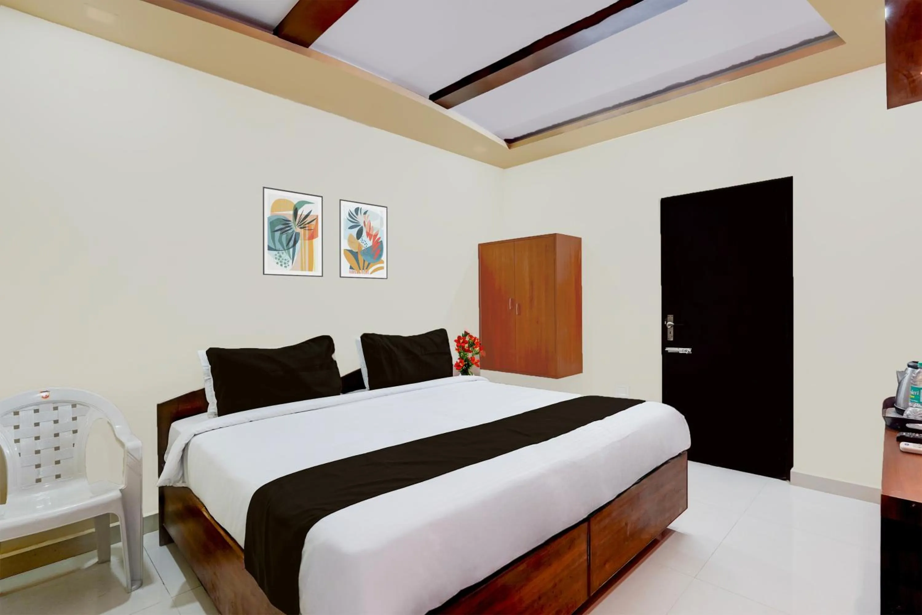 Bedroom, Bed in Super Hotel O GT Road Nellore