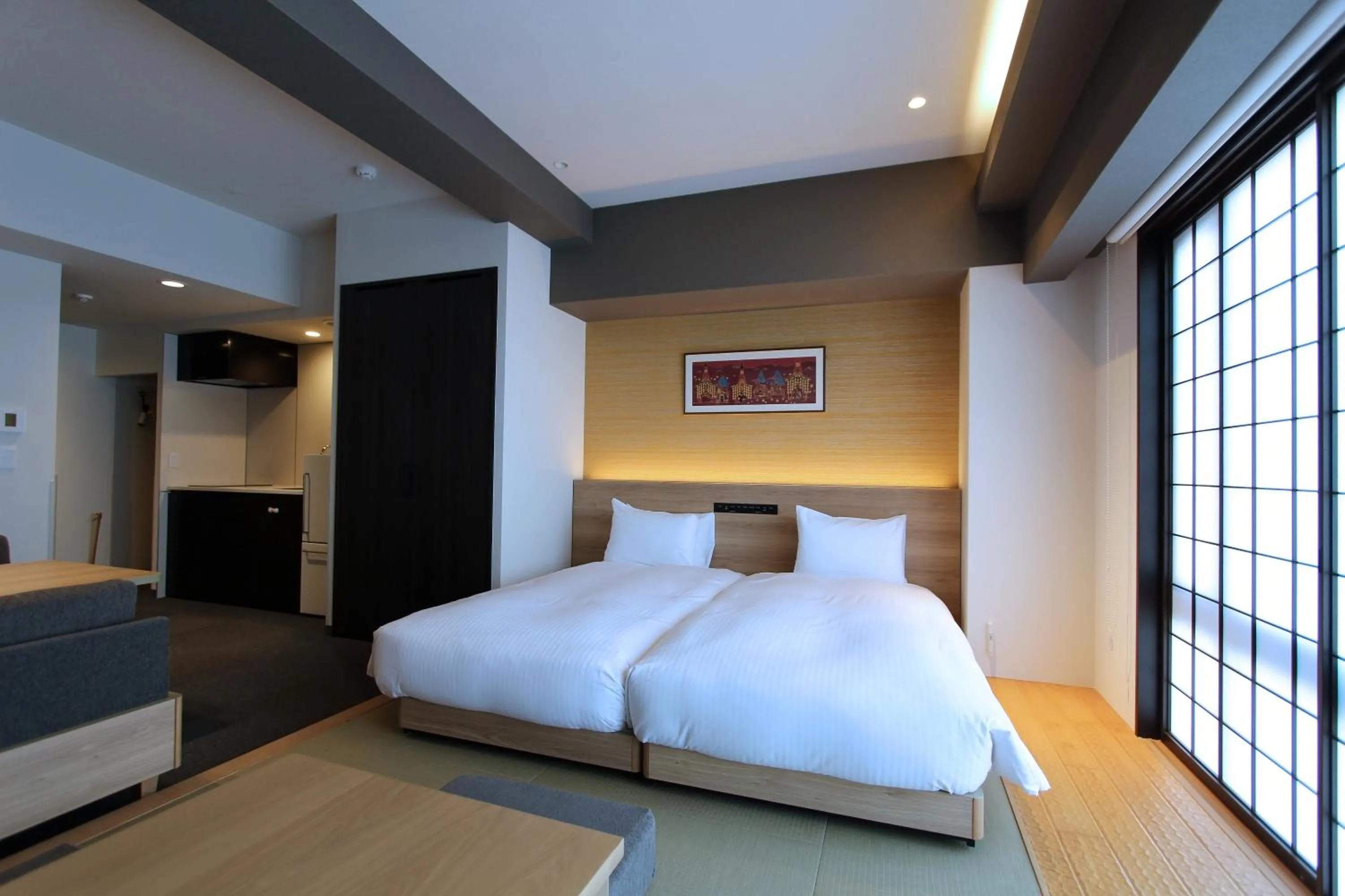 Photo of the whole room, Bed in KOKO HOTEL Residence Kyoto Nijo Castle