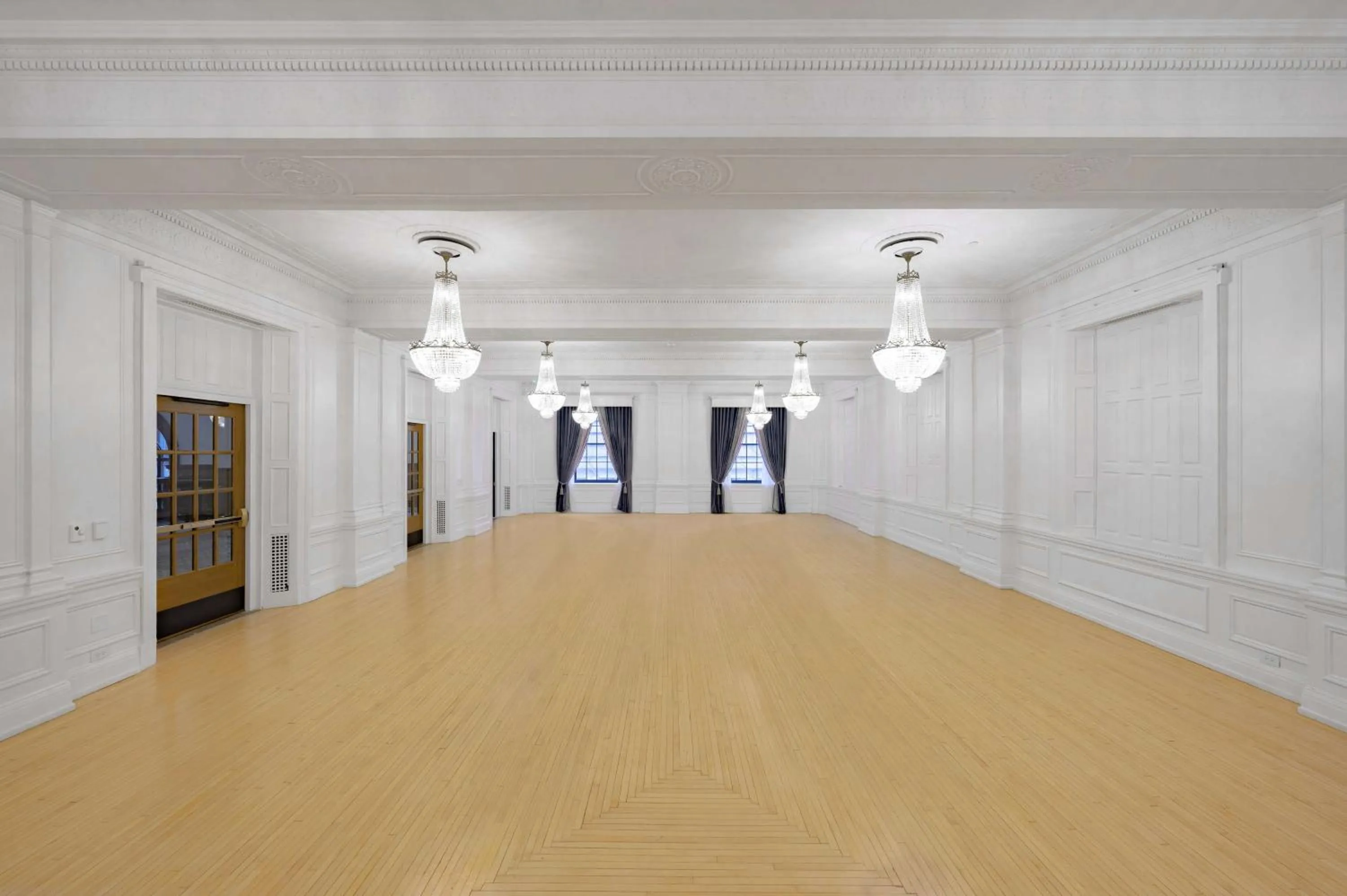 Meeting/conference room in Hotel Fort Des Moines, Curio Collection By Hilton