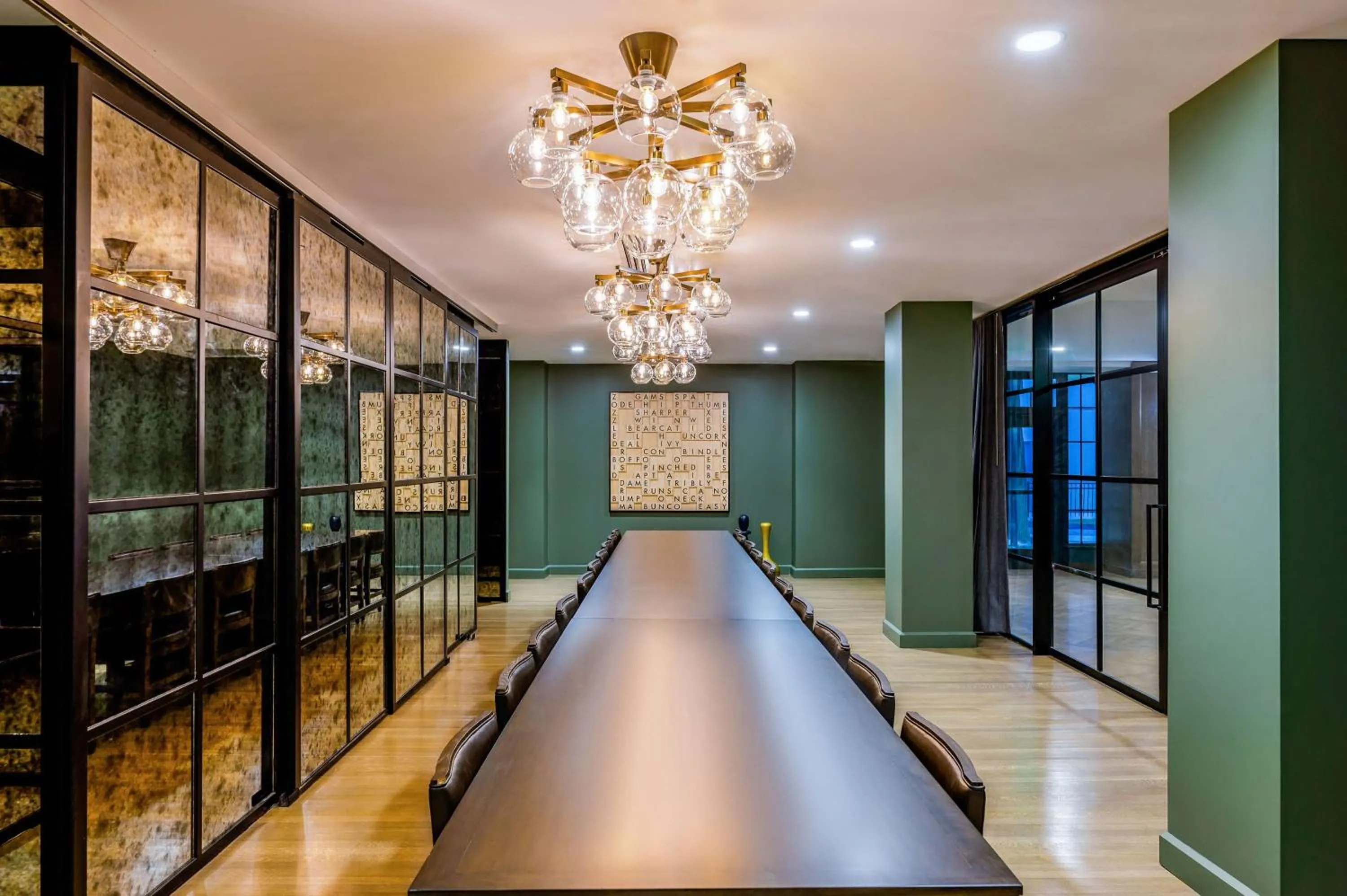 Meeting/conference room in Hotel Fort Des Moines, Curio Collection By Hilton