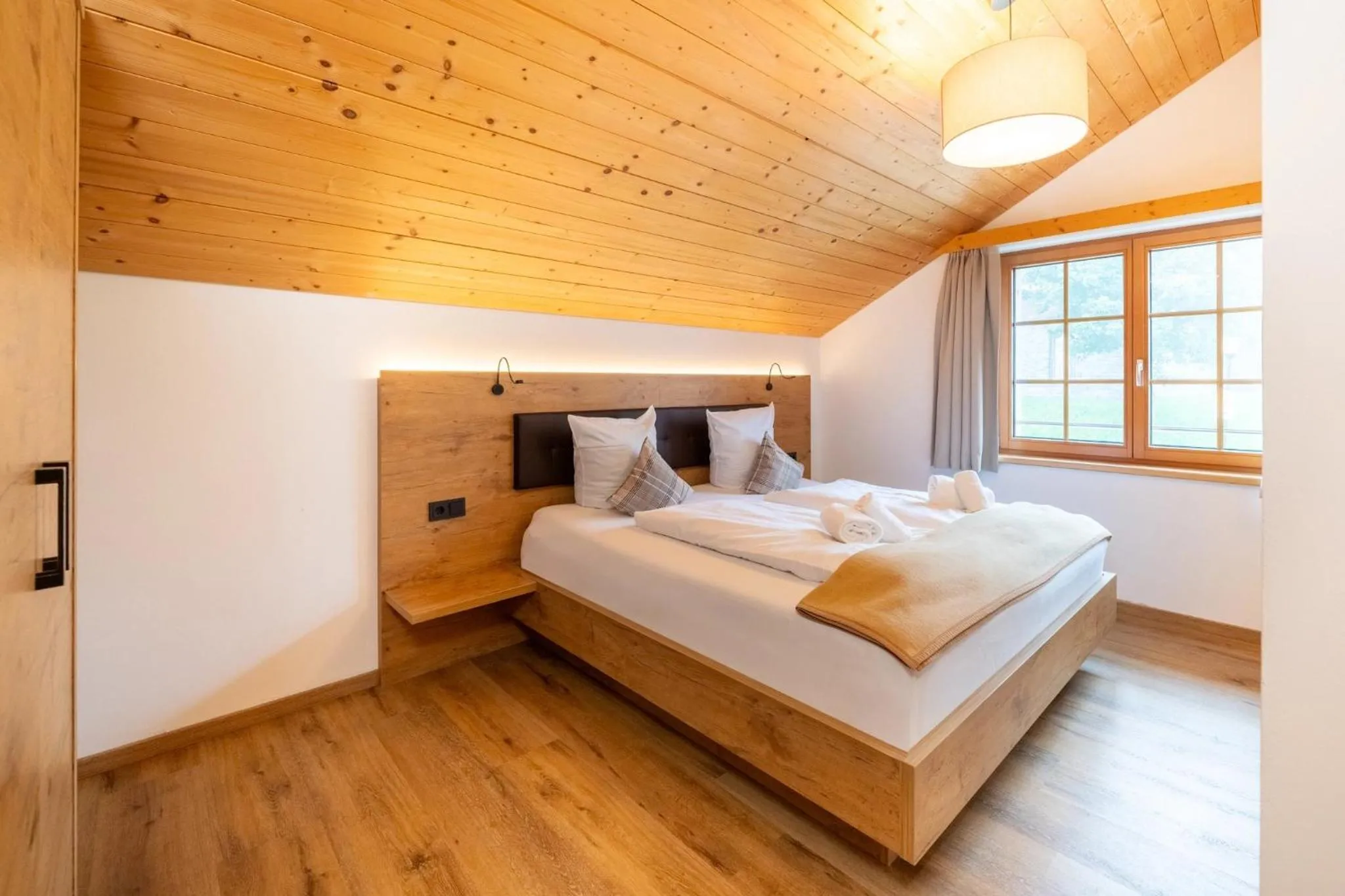 Property building, Bed in Landal Brandnertal