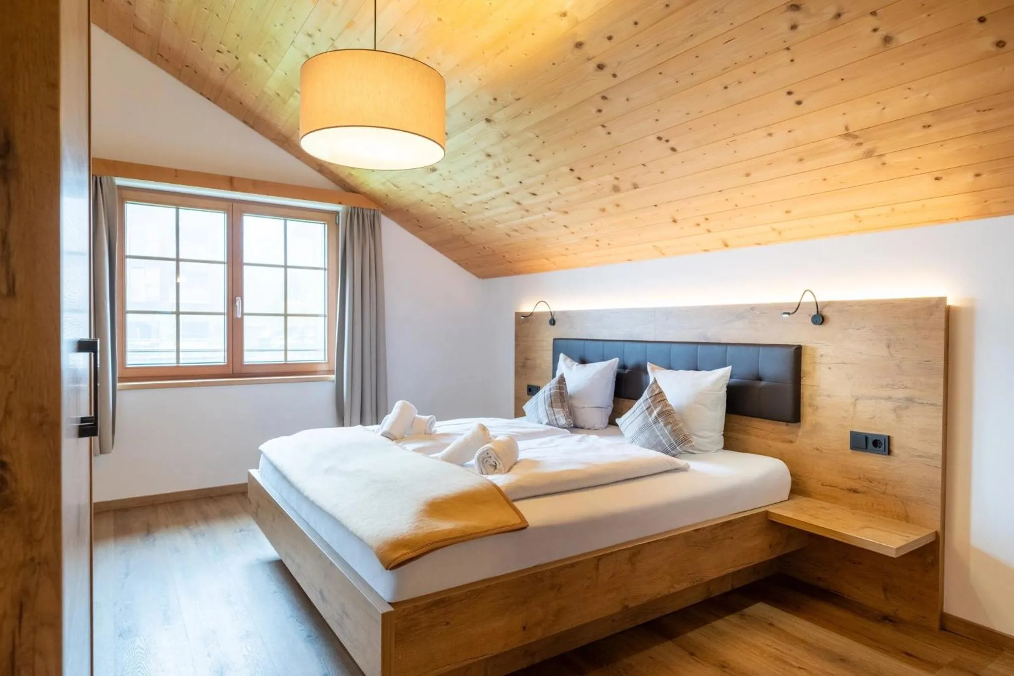 Property building, Bed in Landal Brandnertal