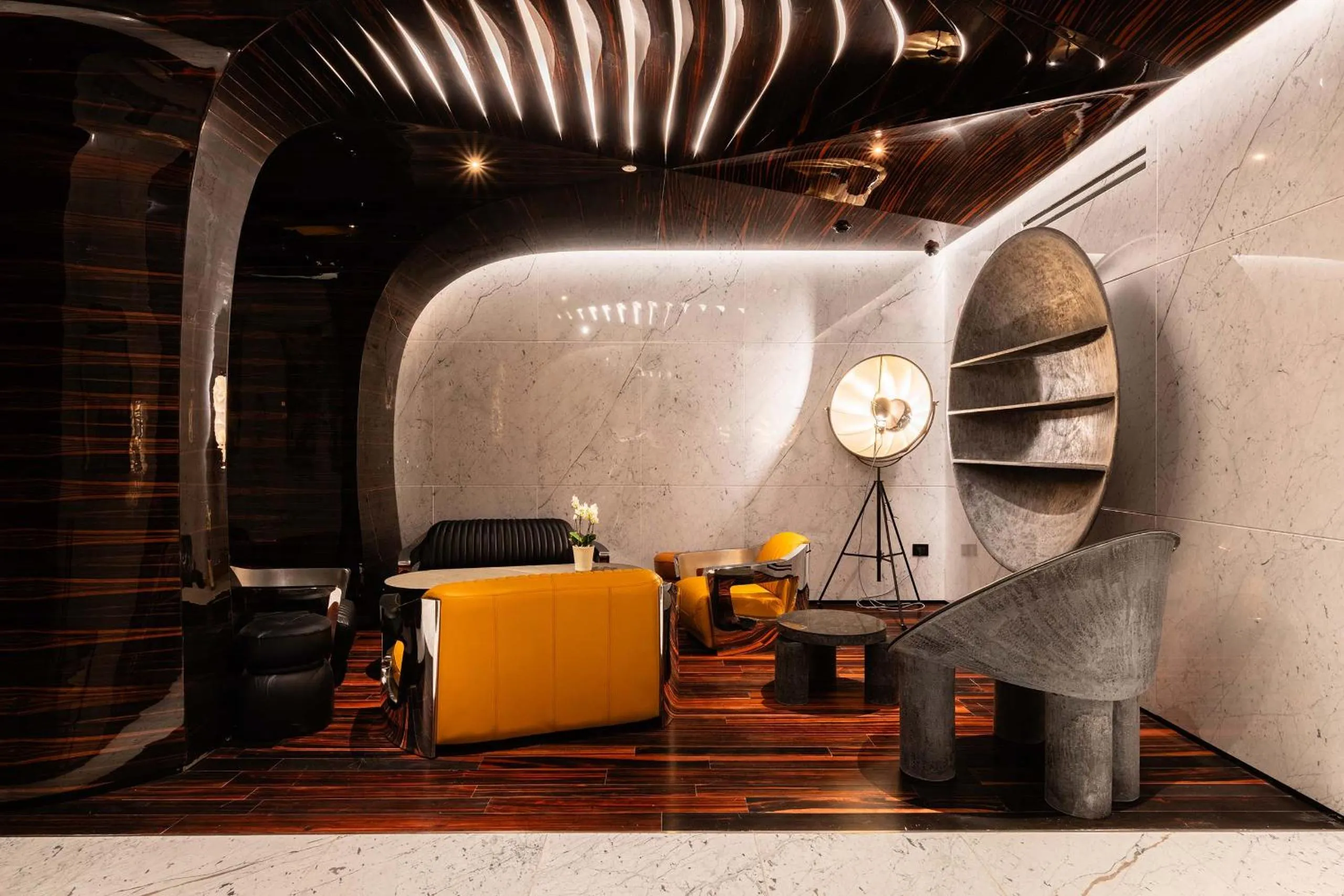 Lounge or bar in ROMEO Roma