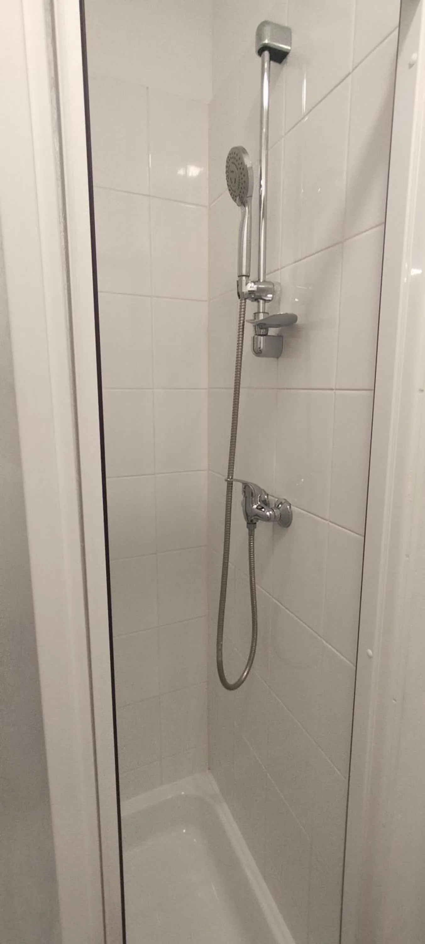 Shower in Dimael Hostel & Apartments