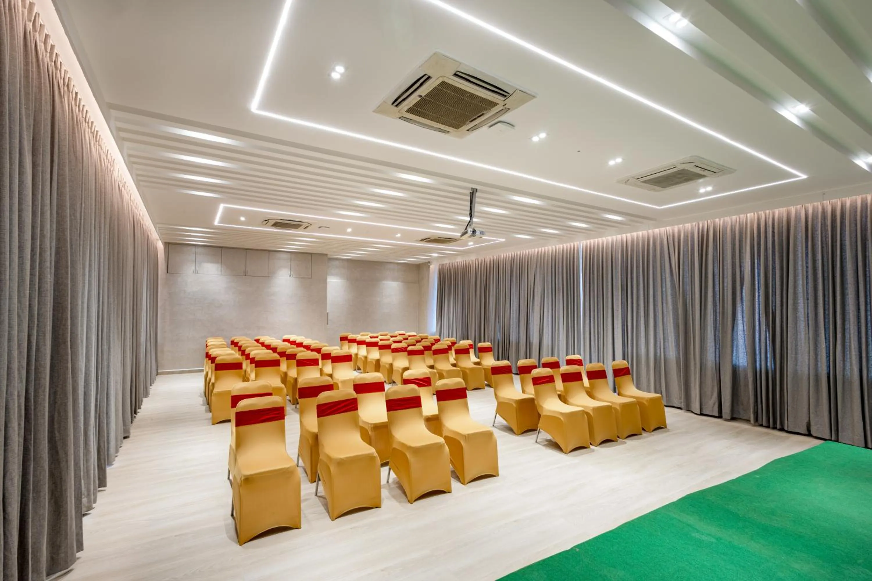 Banquet/Function facilities in Sunrise A Boutique Hotel, Kondapur - Gachibowli