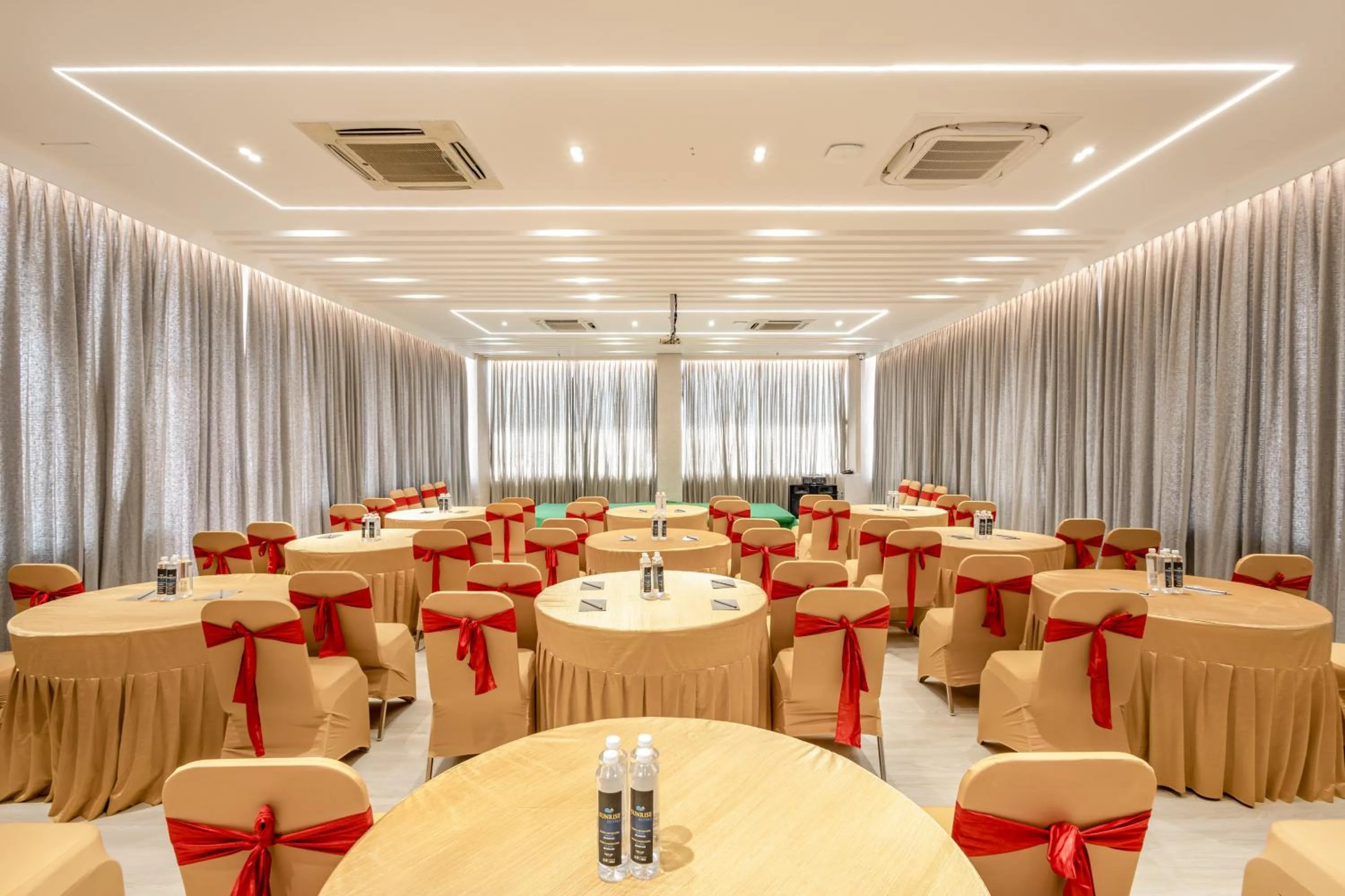 Banquet/Function facilities in Sunrise A Boutique Hotel, Kondapur - Gachibowli