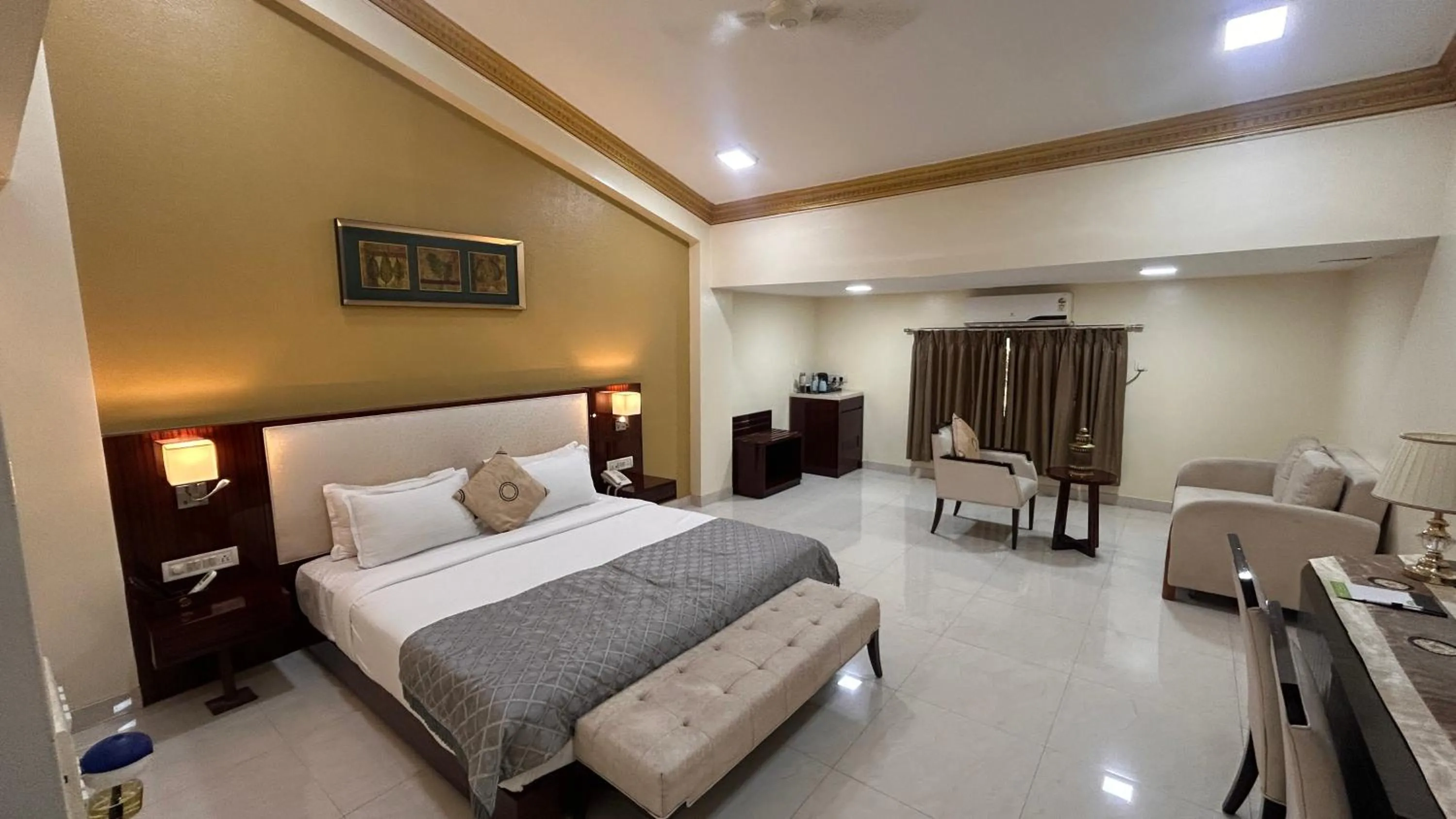 Bedroom, Bed in Aayush Resort Karjat