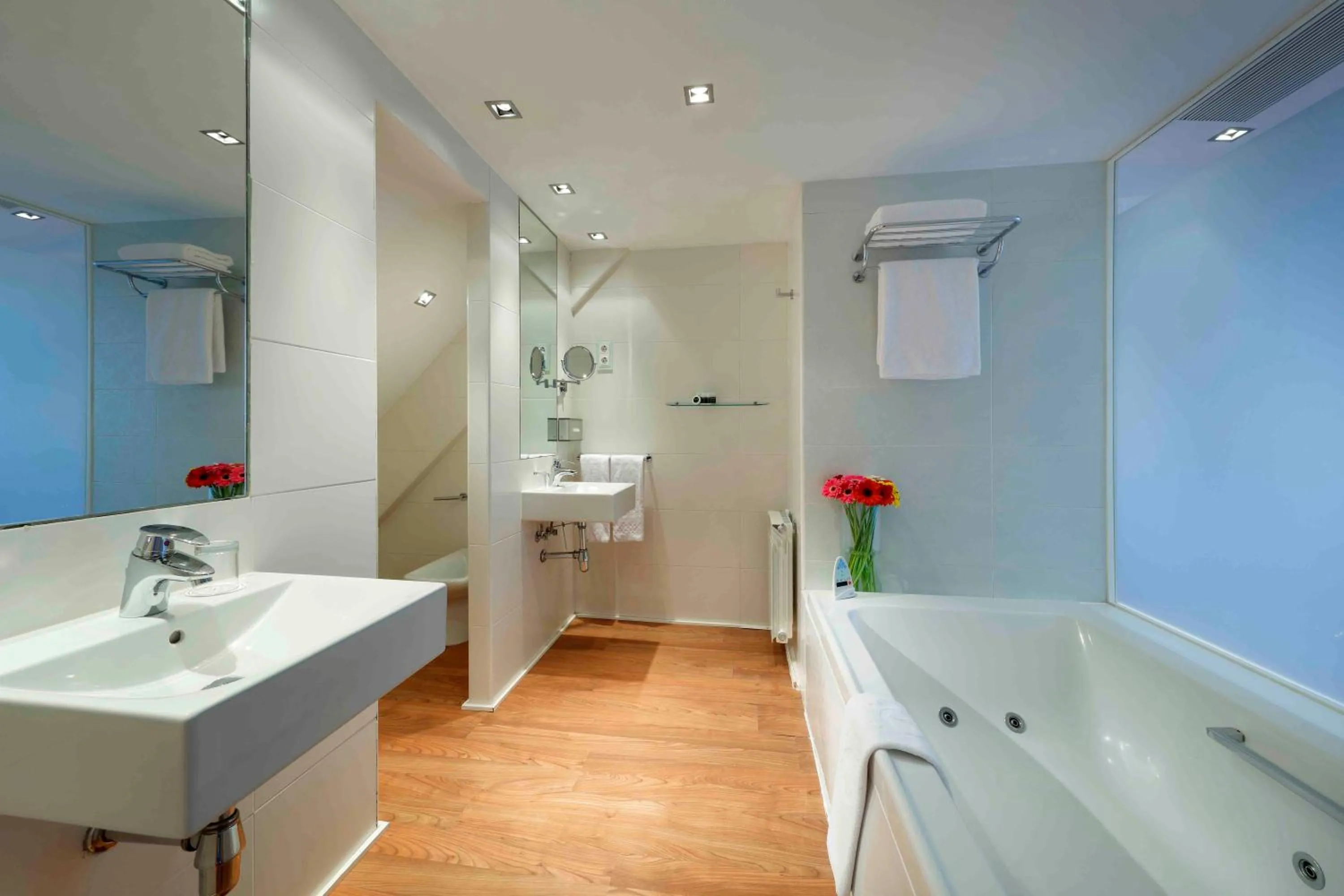 Bathroom in Exe Victoria Palace