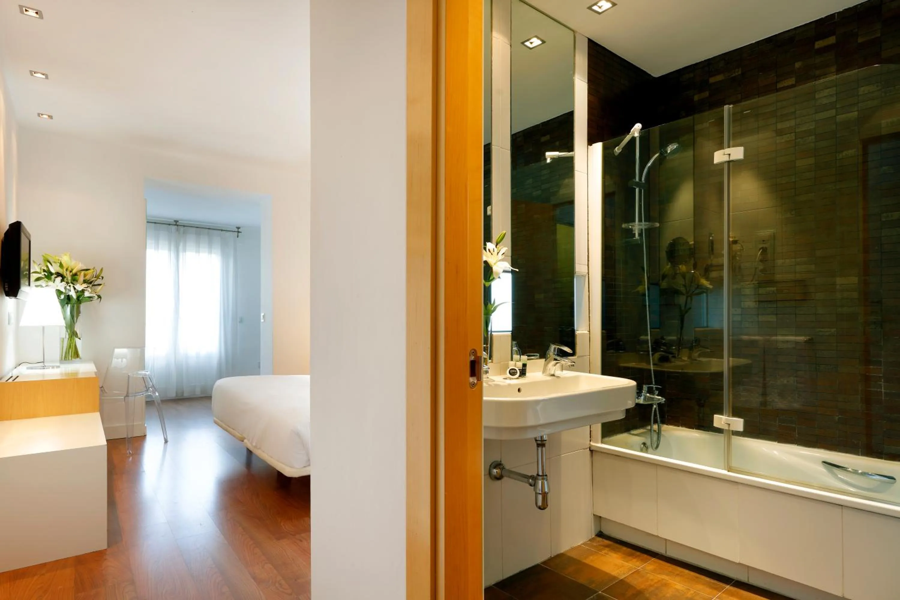 Bed in Exe Victoria Palace