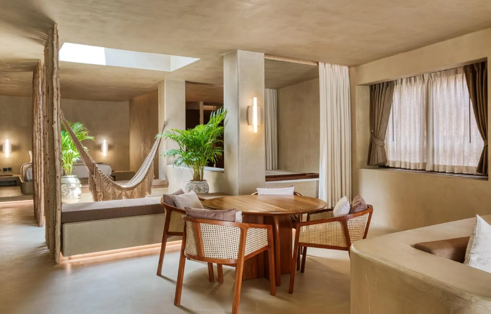 Superior Suite with Sea View in Café del Mar Phuket - Suite & Penthouse